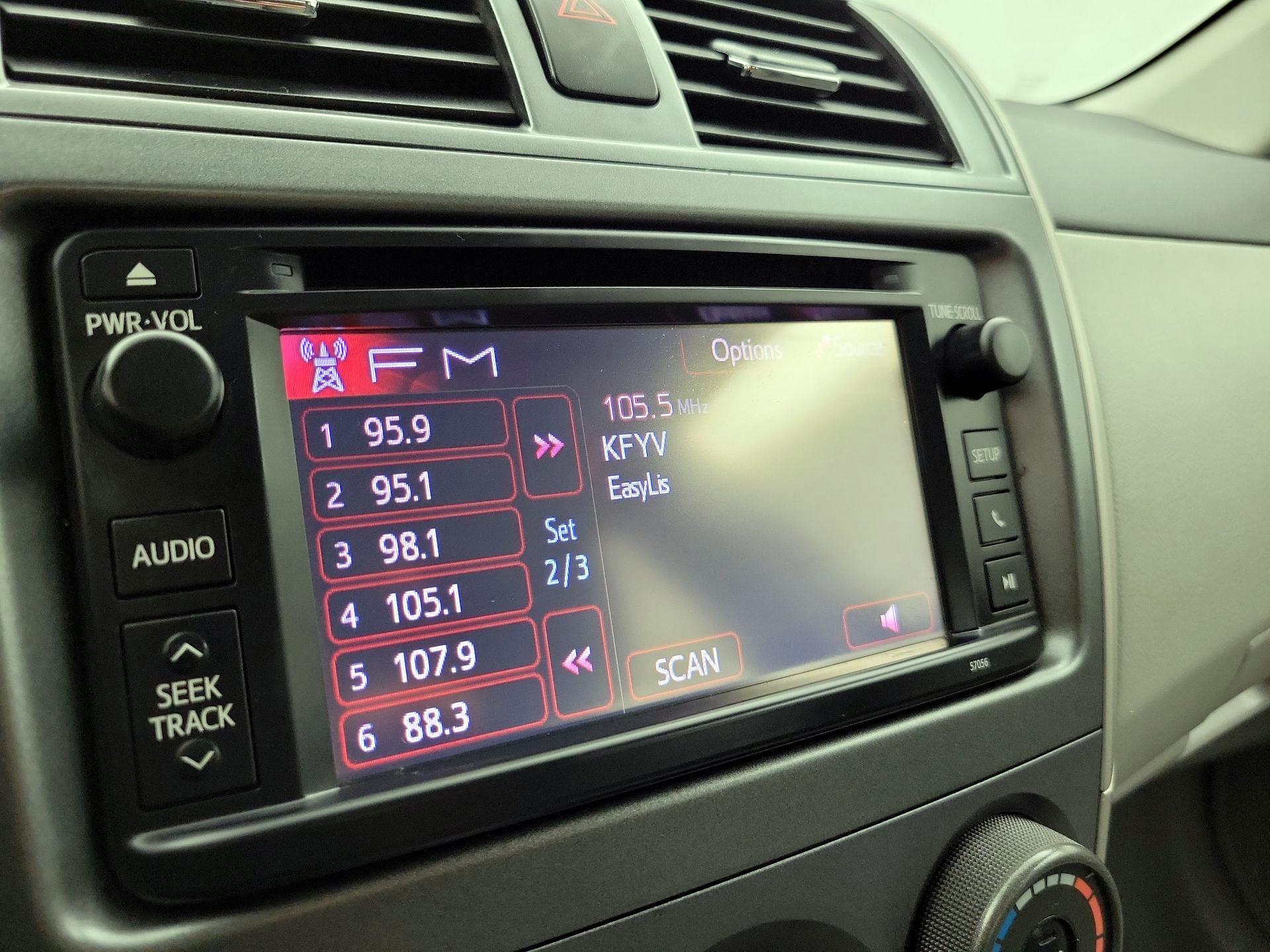 Thumbnail: 2013 Toyota Corolla - 14