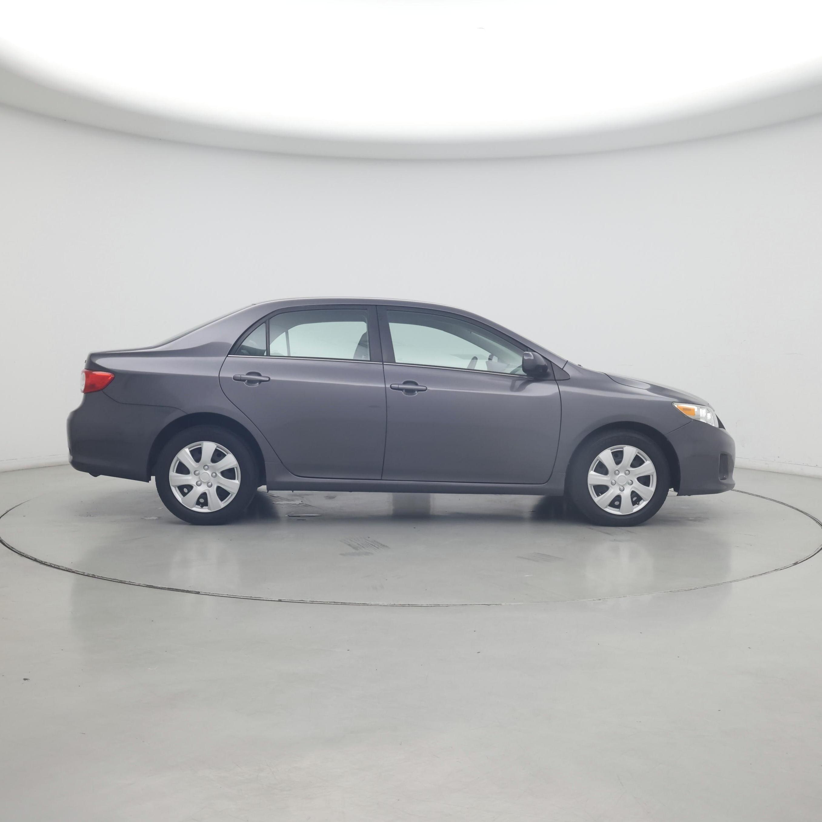 Thumbnail: 2013 Toyota Corolla - 7