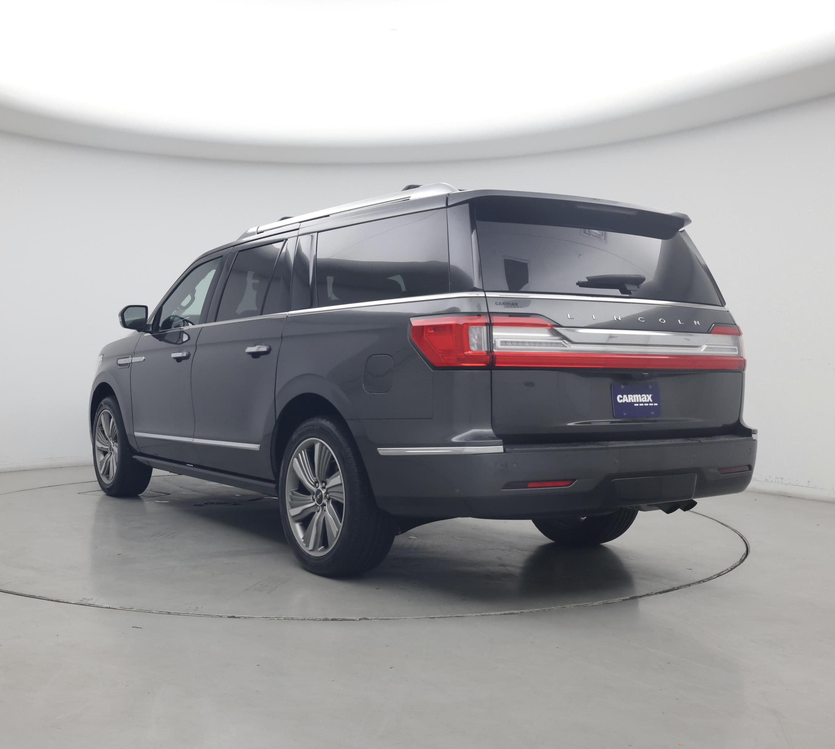 Thumbnail: 2018 Lincoln Navigator L - 2