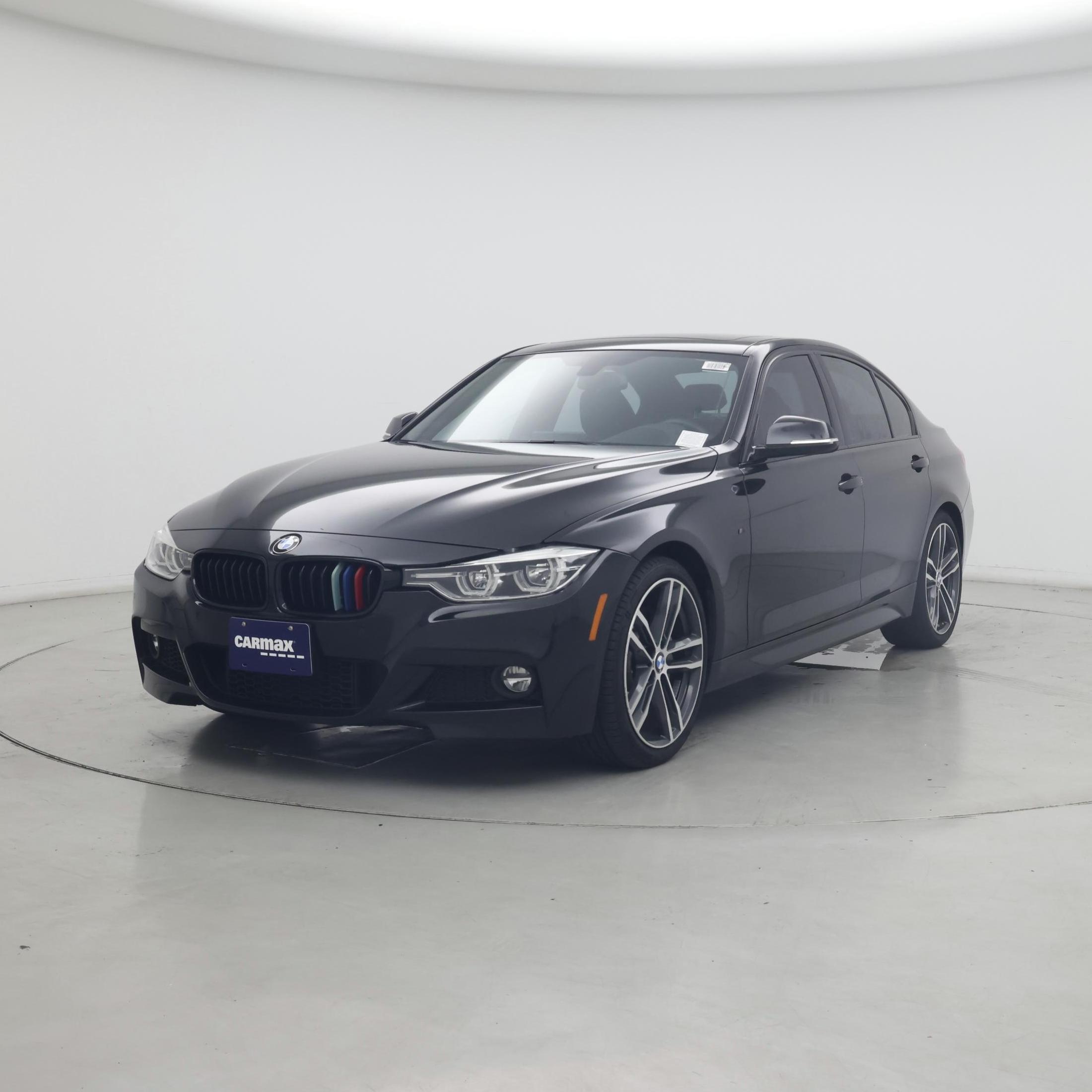 Thumbnail: 2018 BMW 3 Series - 4