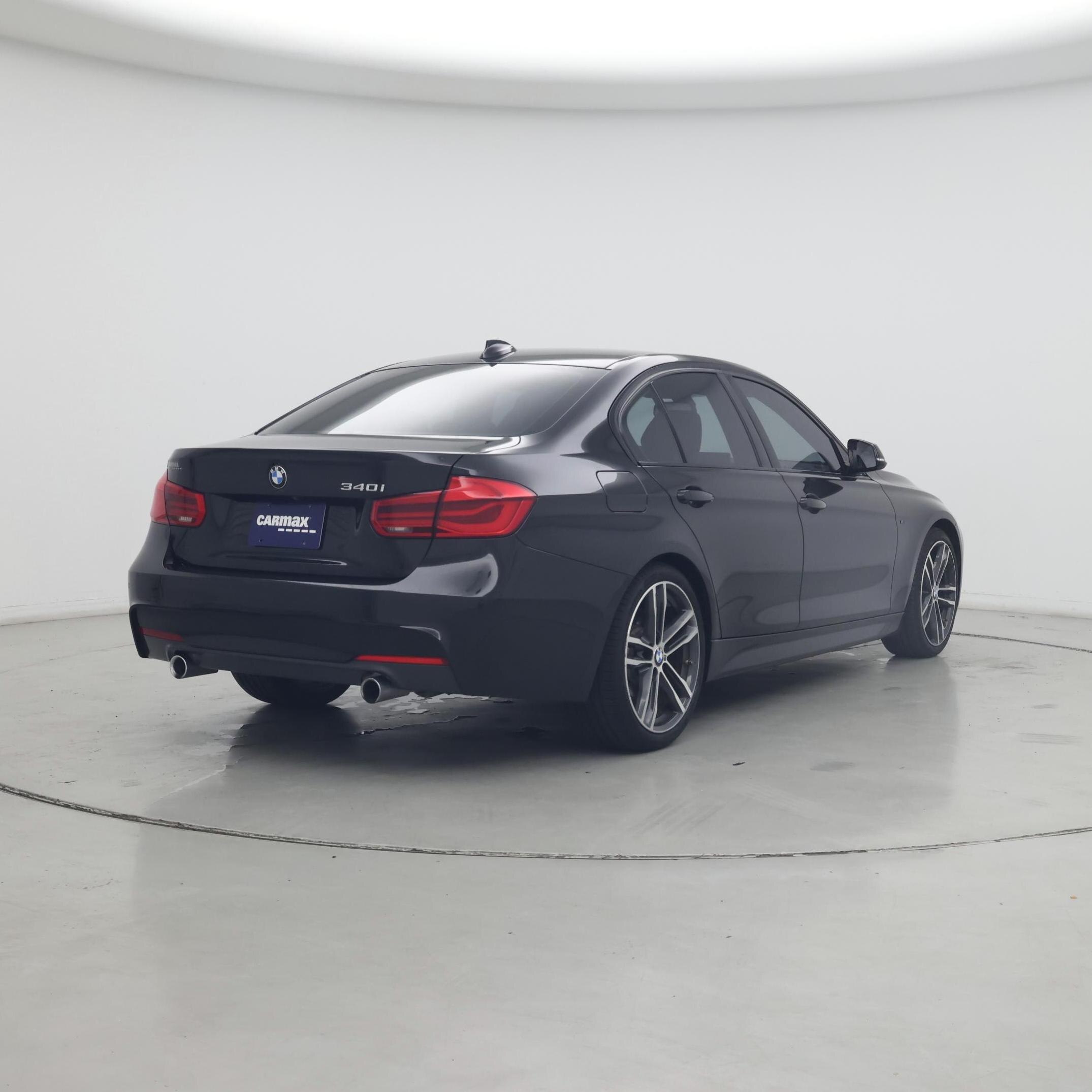 Thumbnail: 2018 BMW 3 Series - 8