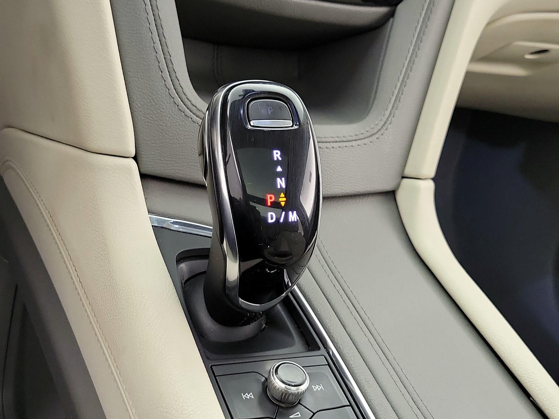 Thumbnail: 2020 Cadillac XT5 - 18