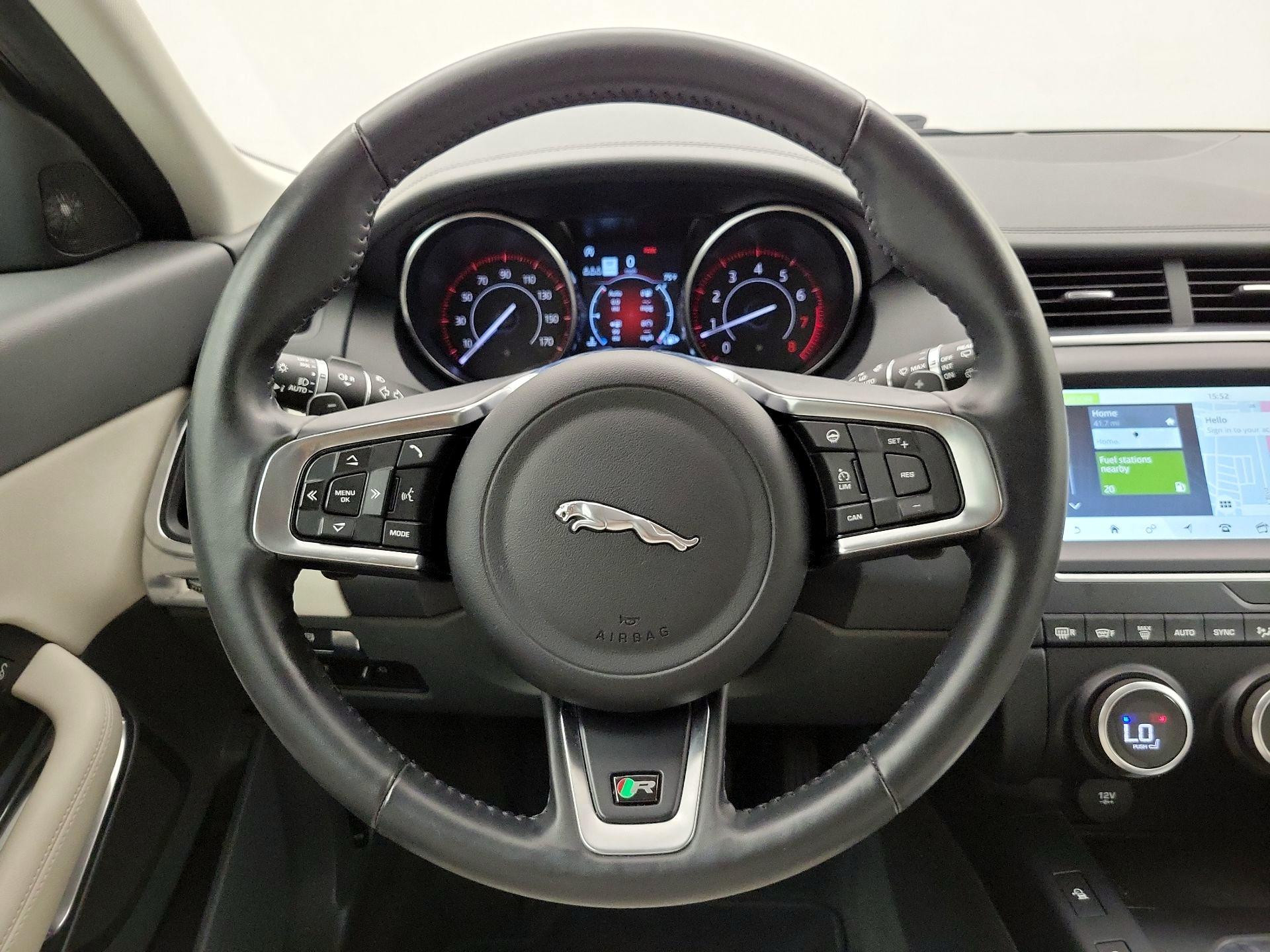 Thumbnail: 2020 Jaguar E-Pace - 10
