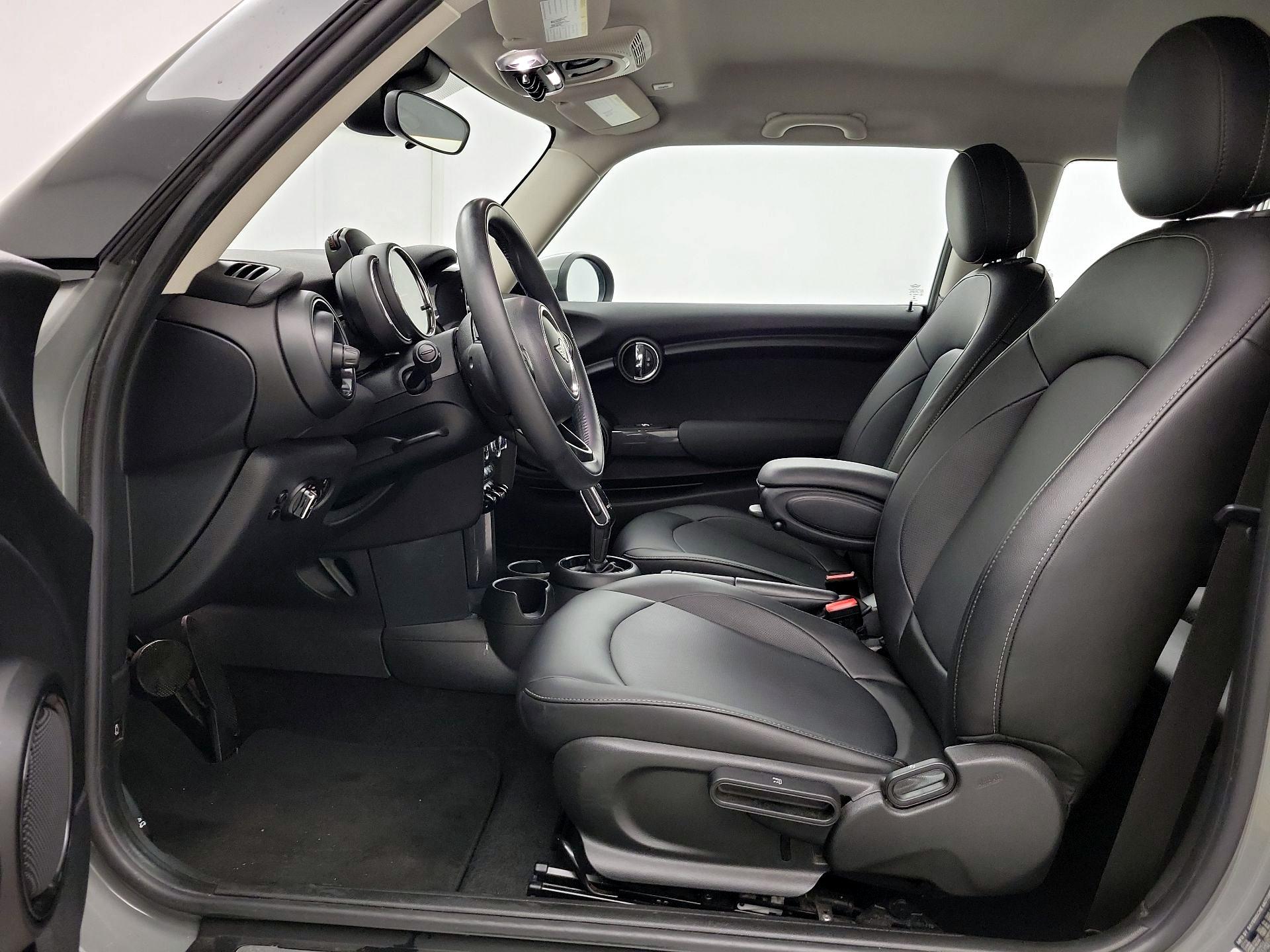 Thumbnail: 2020 MINI Cooper Hardtop - 11