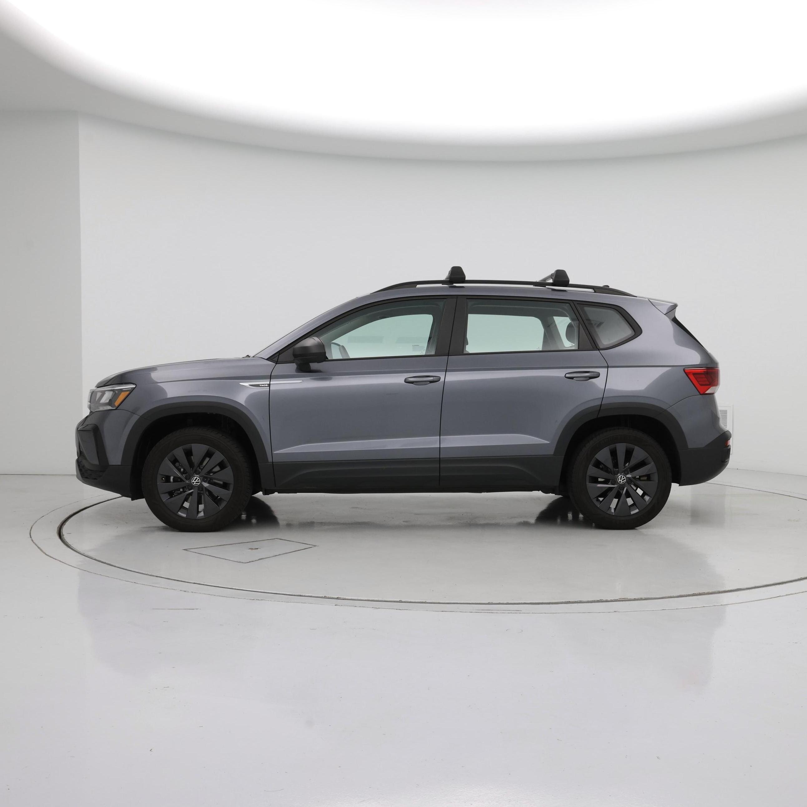 Thumbnail: 2023 Volkswagen Taos - 3