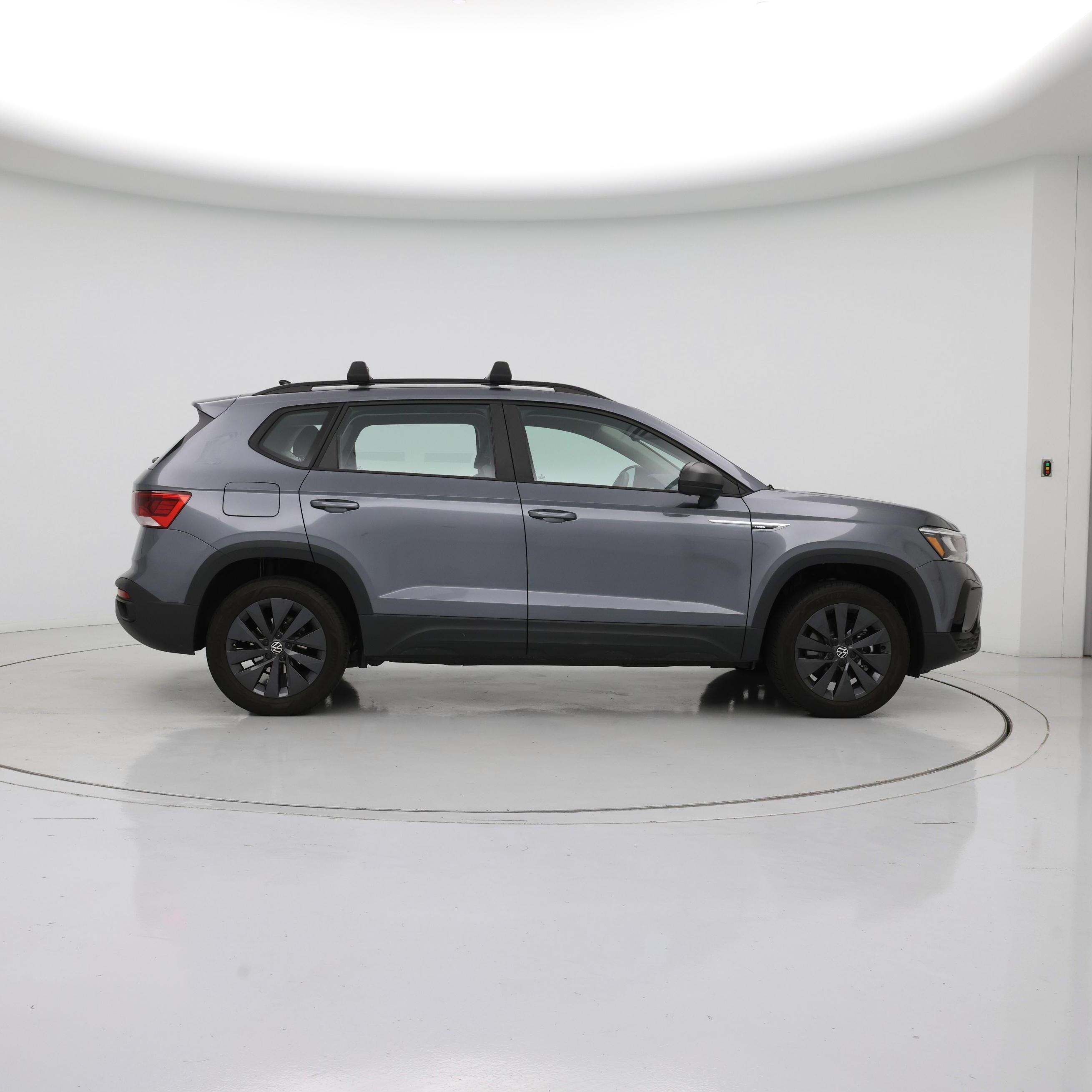 Thumbnail: 2023 Volkswagen Taos - 7