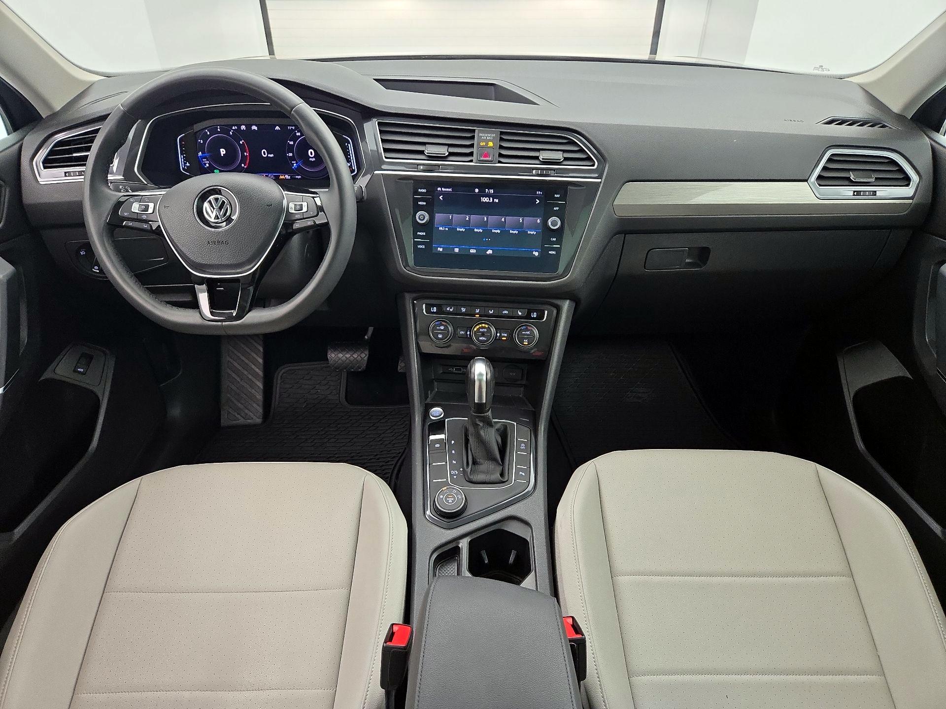 Thumbnail: 2020 Volkswagen Tiguan - 9