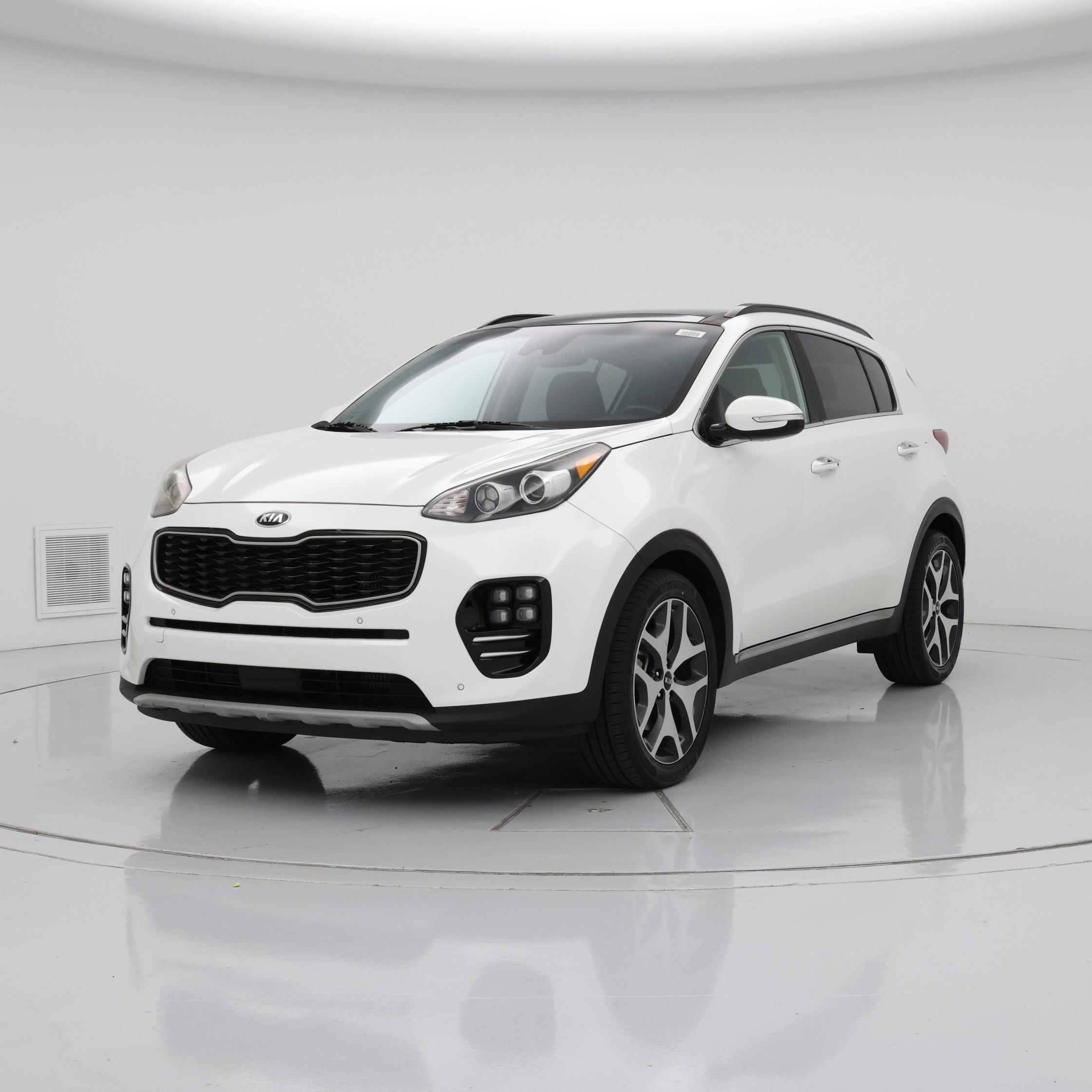 Thumbnail: 2019 Kia Sportage - 4