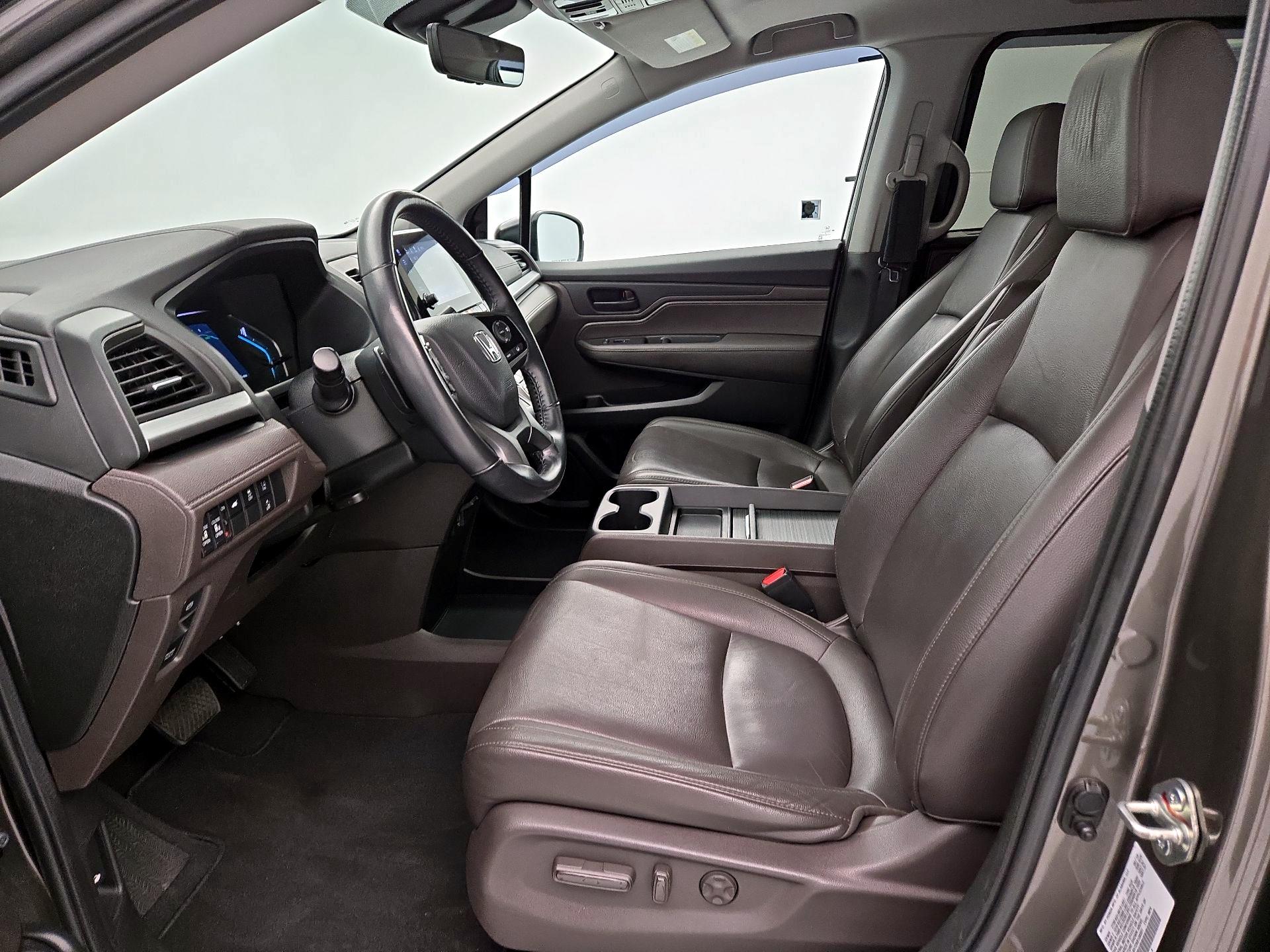 Thumbnail: 2019 Honda Odyssey - 11