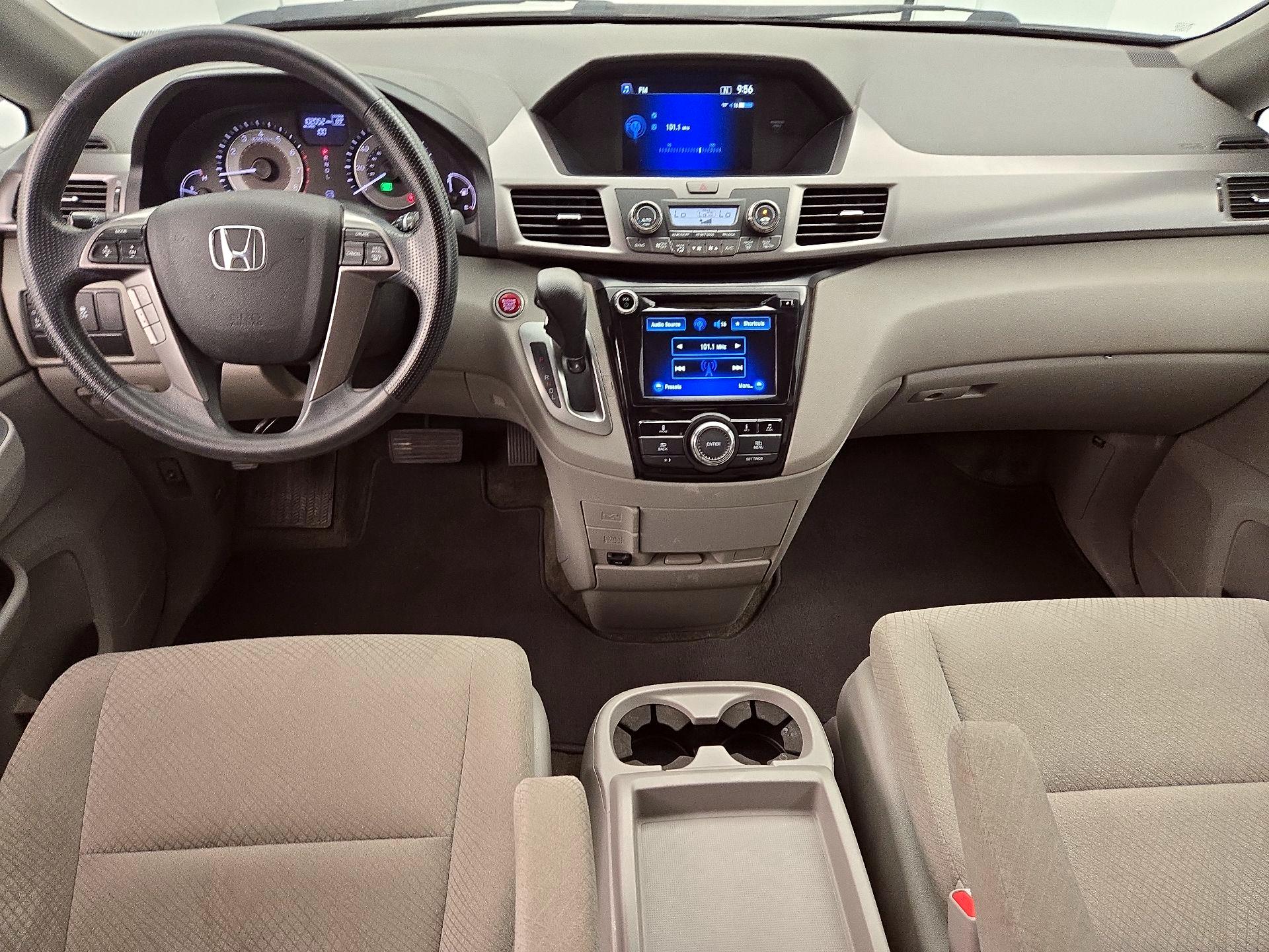 Thumbnail: 2015 Honda Odyssey - 9