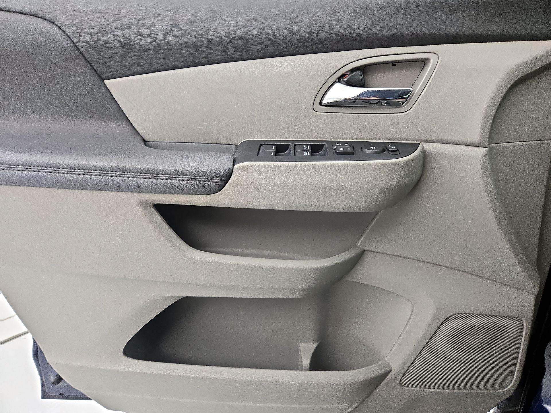 Thumbnail: 2015 Honda Odyssey - 12