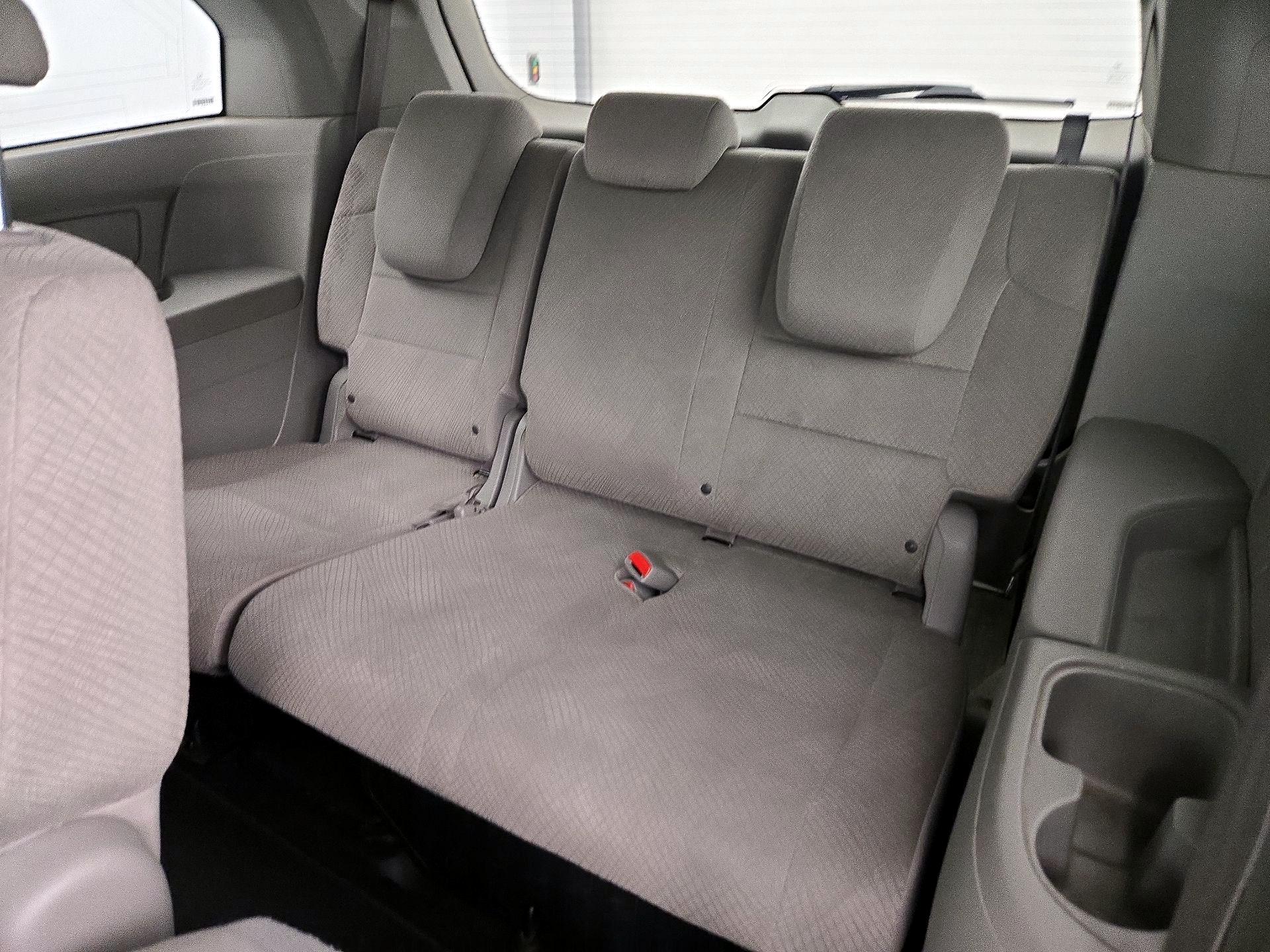 Thumbnail: 2015 Honda Odyssey - 20