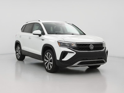 White 2023 Volkswagen Taos SE