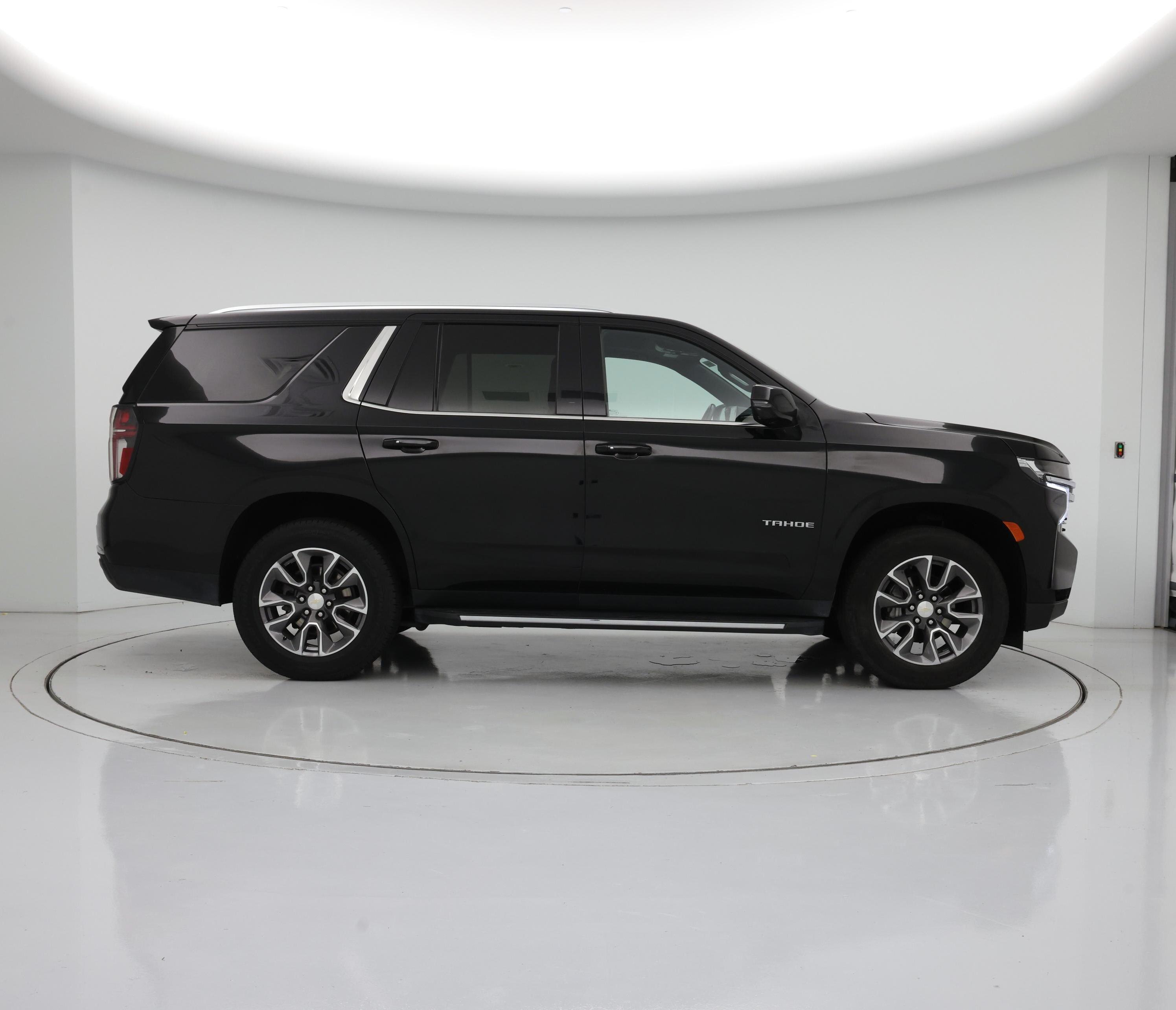 Thumbnail: 2021 Chevrolet Tahoe - 7
