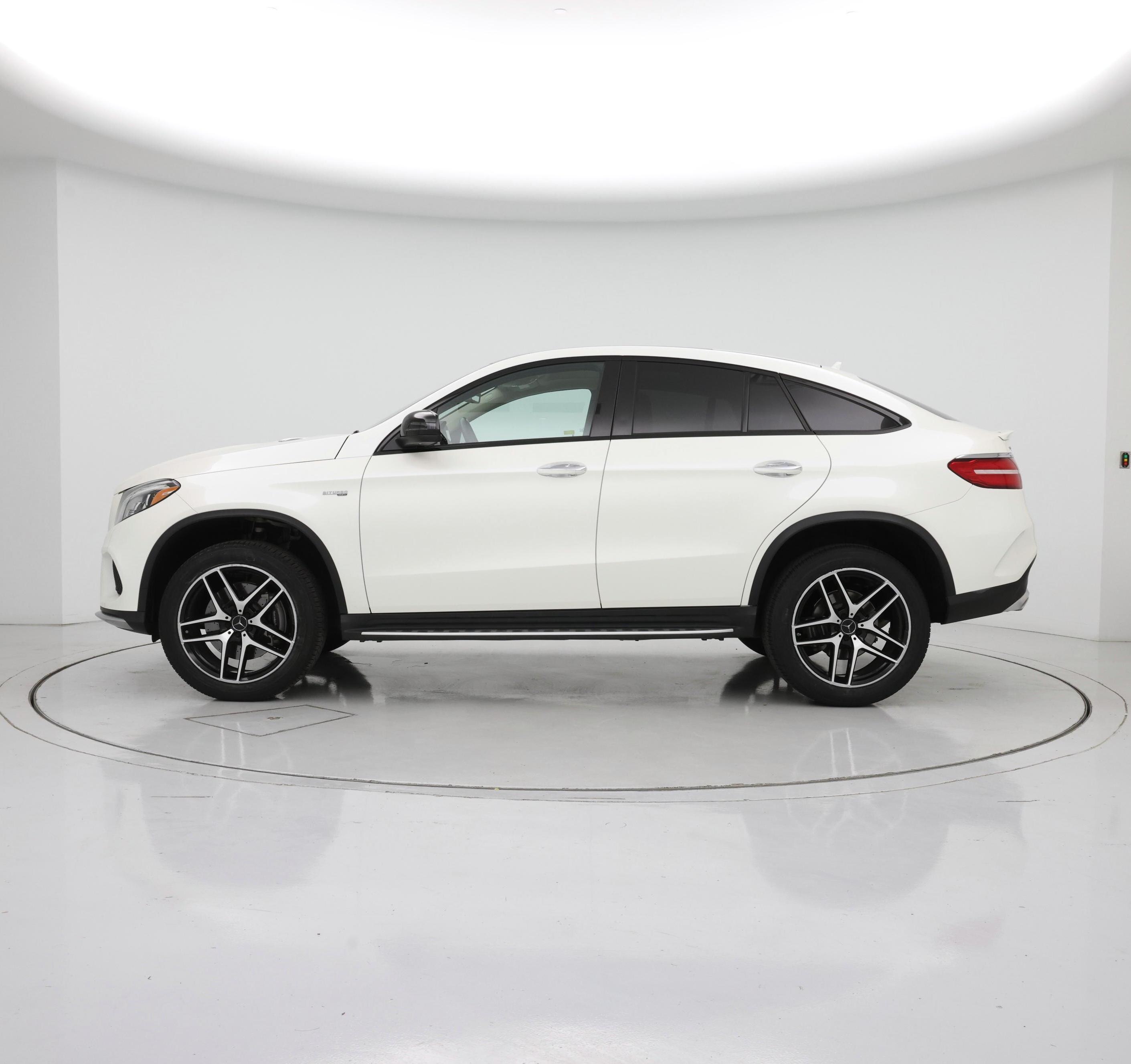 Thumbnail: 2018 Mercedes-Benz GLE - 3