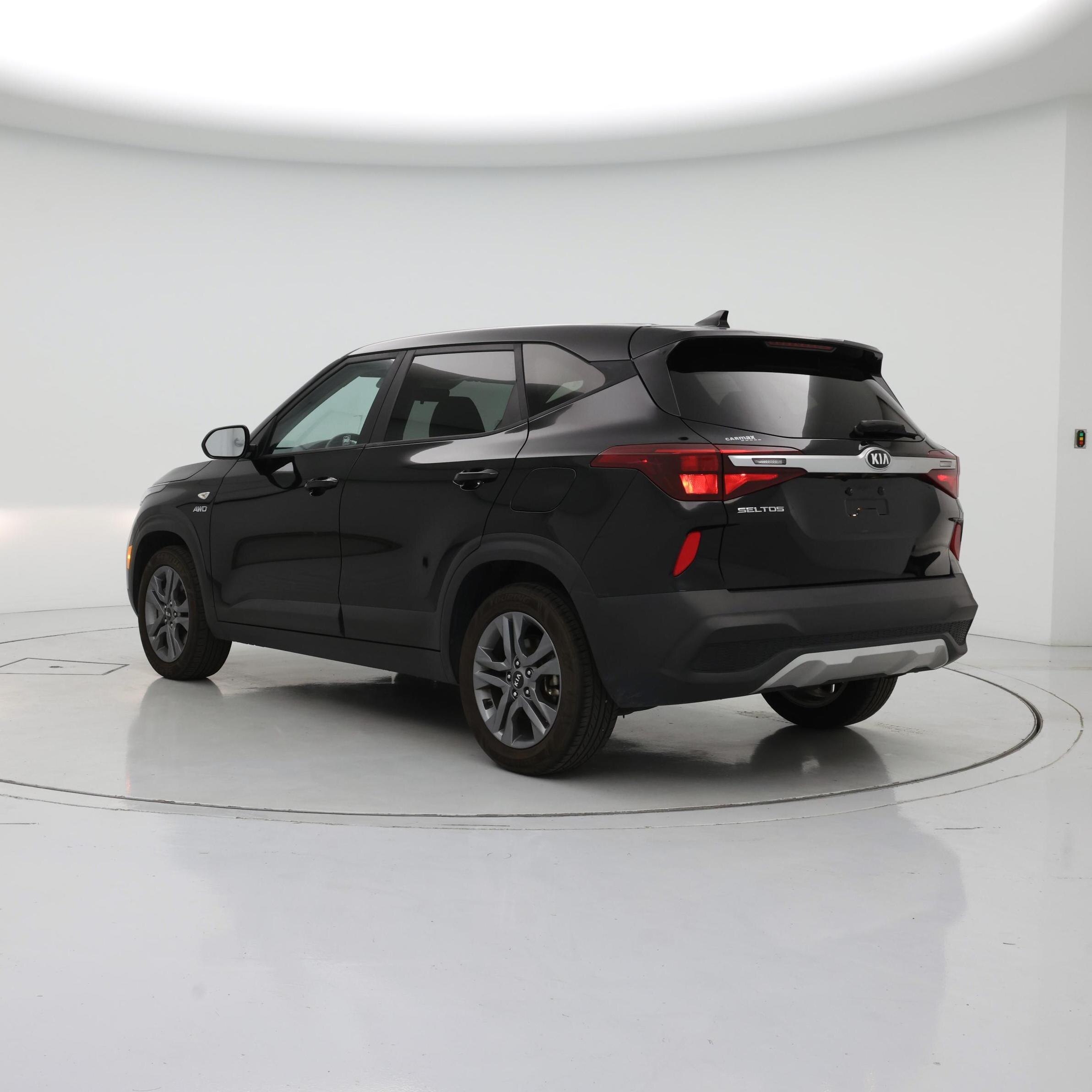 Thumbnail: 2021 Kia Seltos - 2