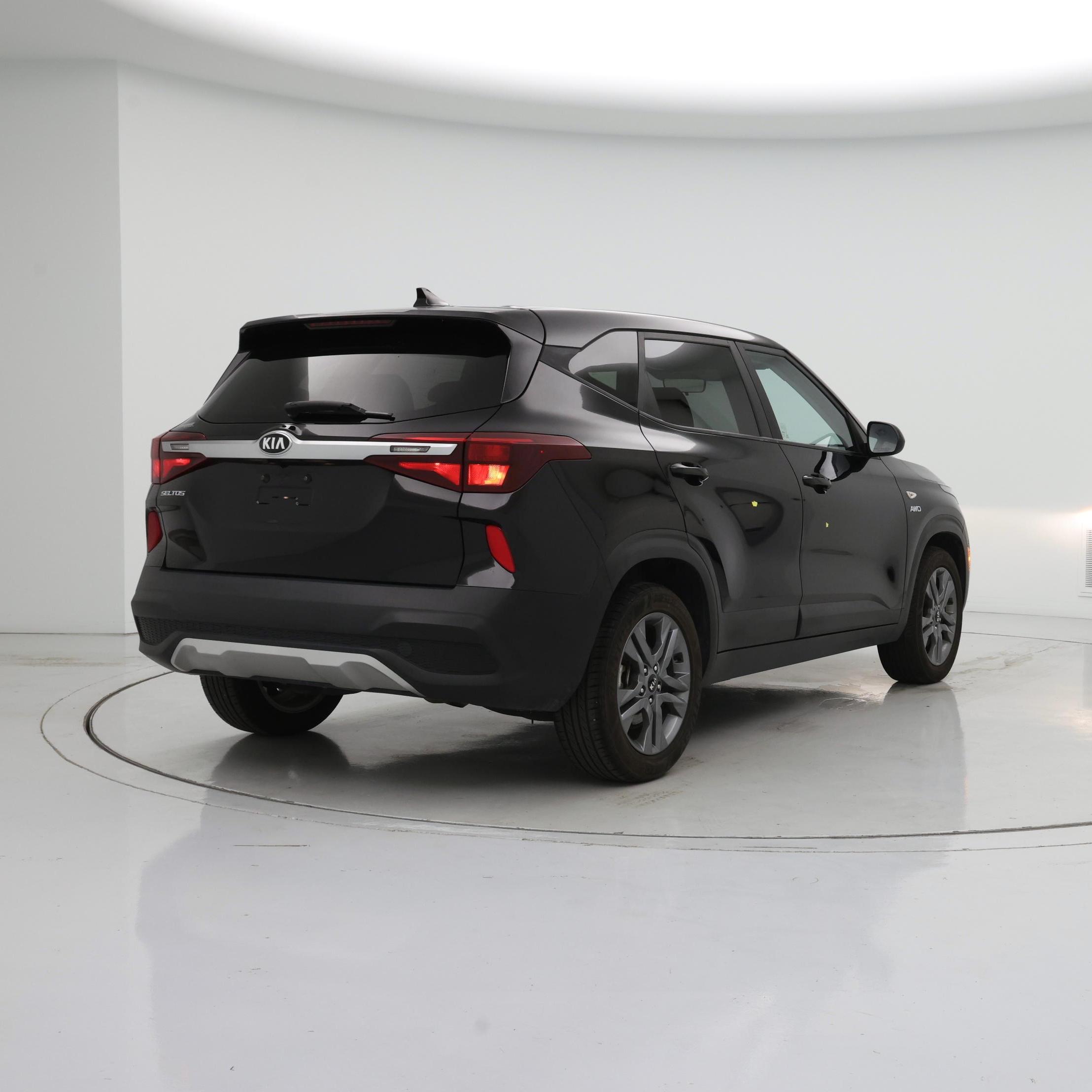 Thumbnail: 2021 Kia Seltos - 8
