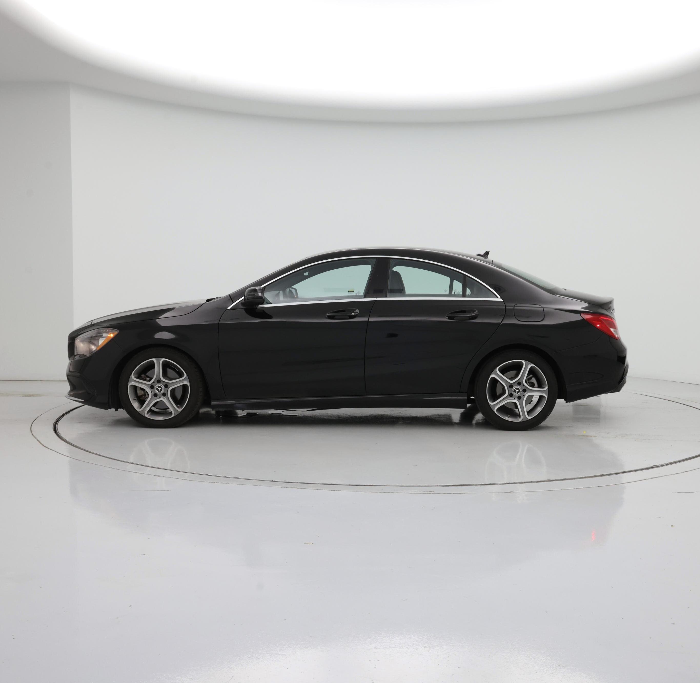 Thumbnail: 2019 Mercedes-Benz CLA - 3