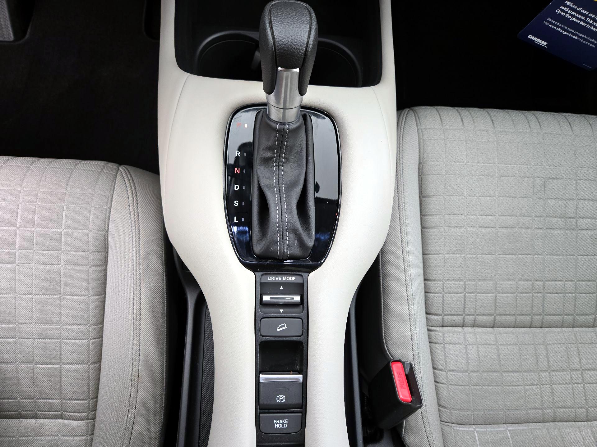 Thumbnail: 2025 Honda HR-V - 17