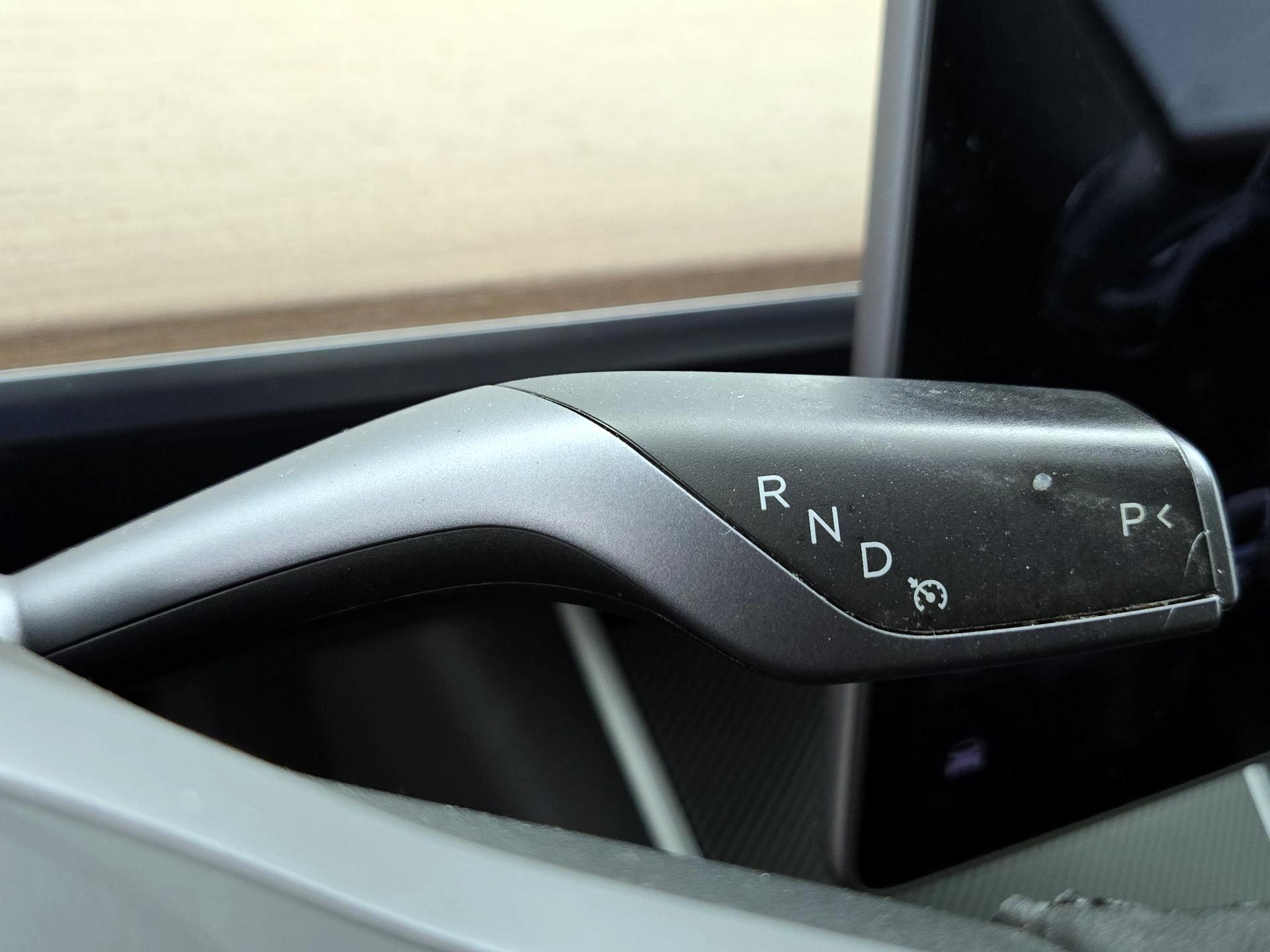 Thumbnail: 2020 Tesla Model 3 - 17