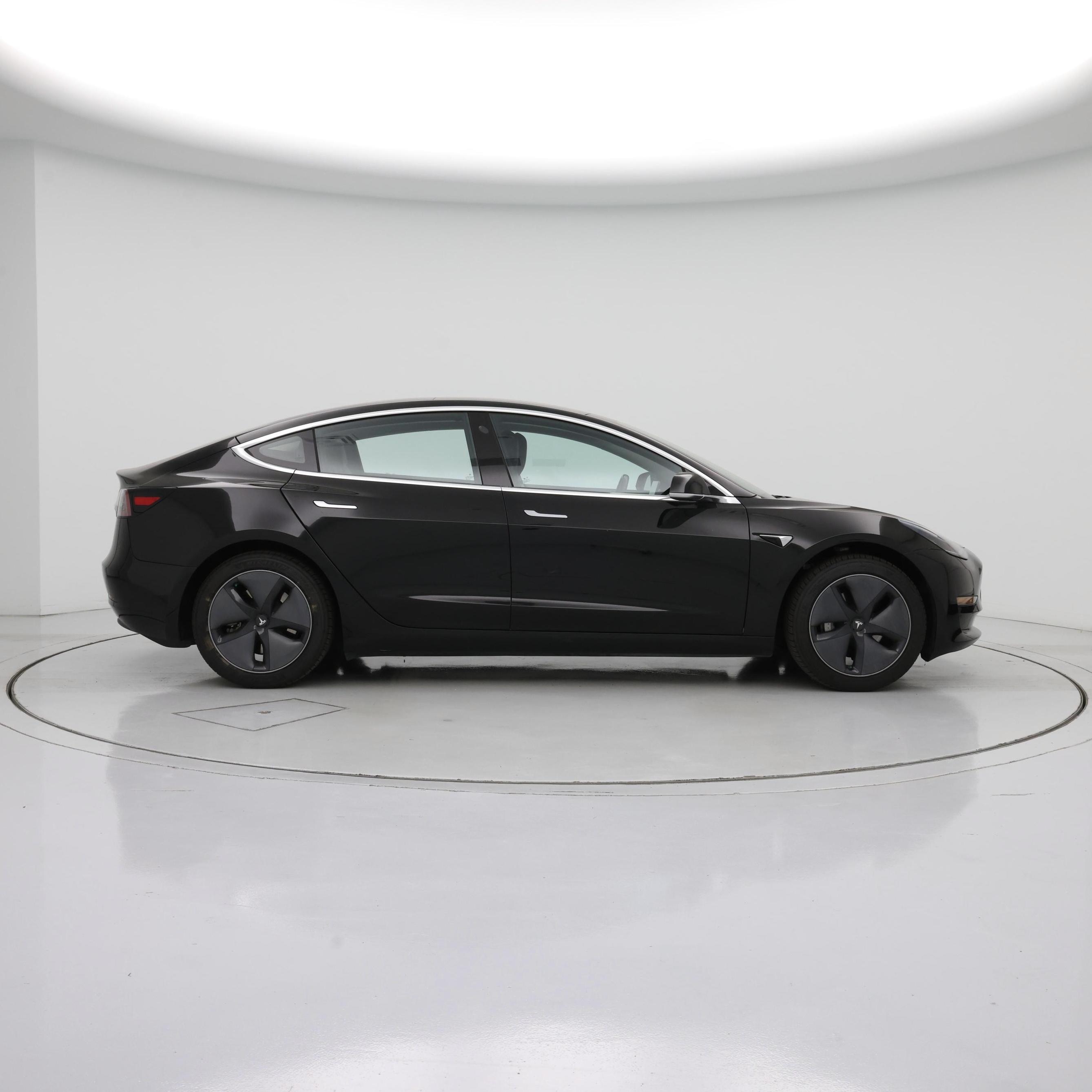 Thumbnail: 2018 Tesla Model 3 - 7