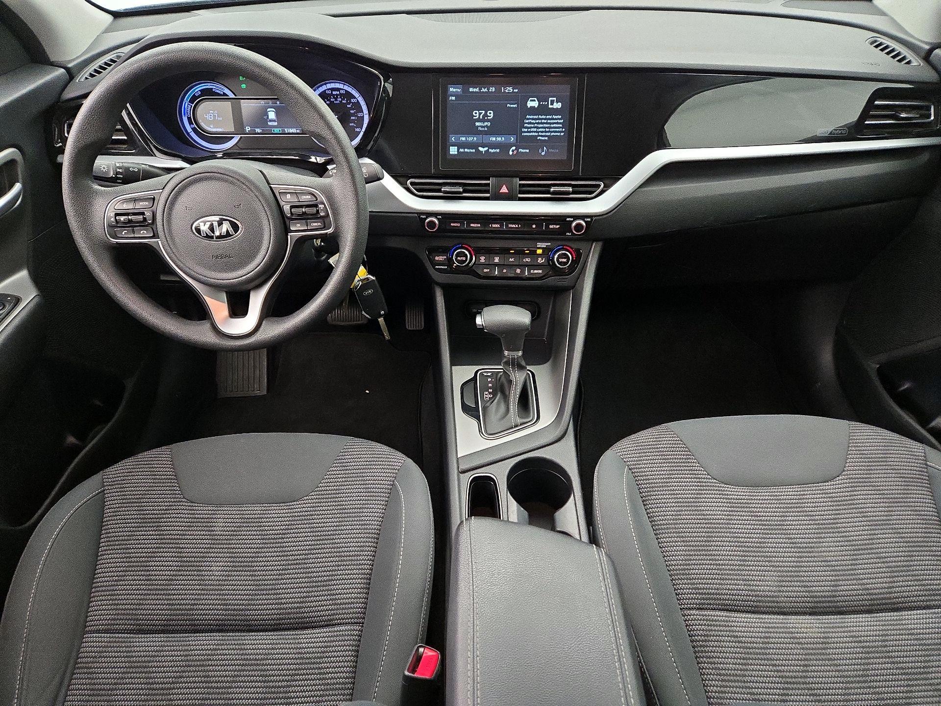 Thumbnail: 2020 Kia Niro - 9