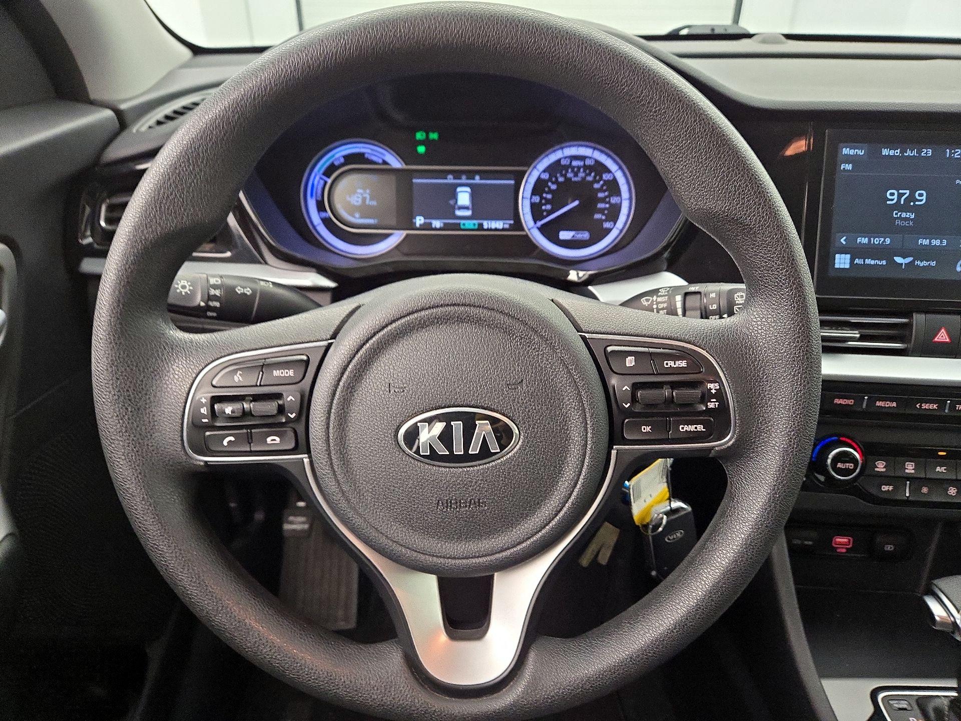 Thumbnail: 2020 Kia Niro - 10