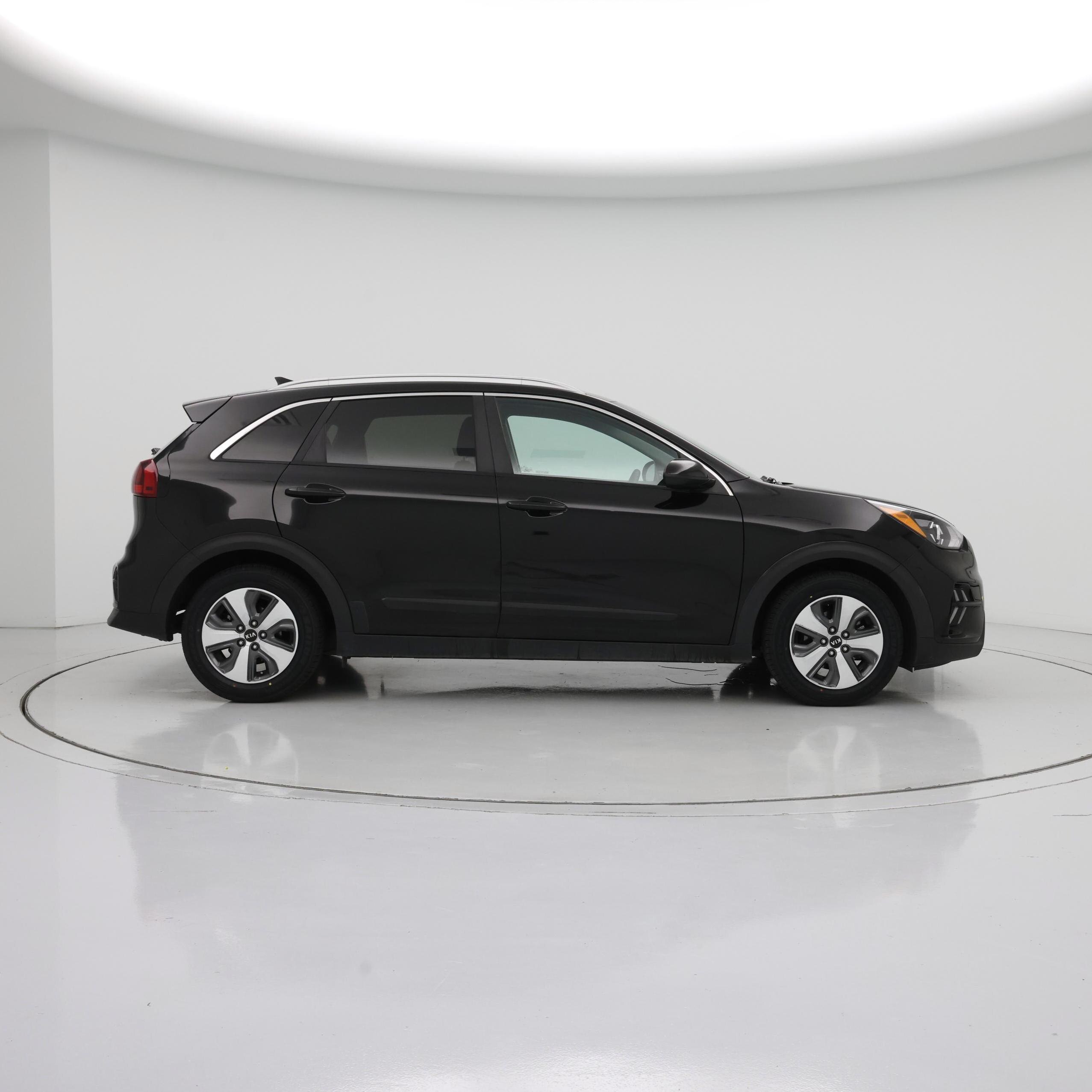 Thumbnail: 2020 Kia Niro - 7