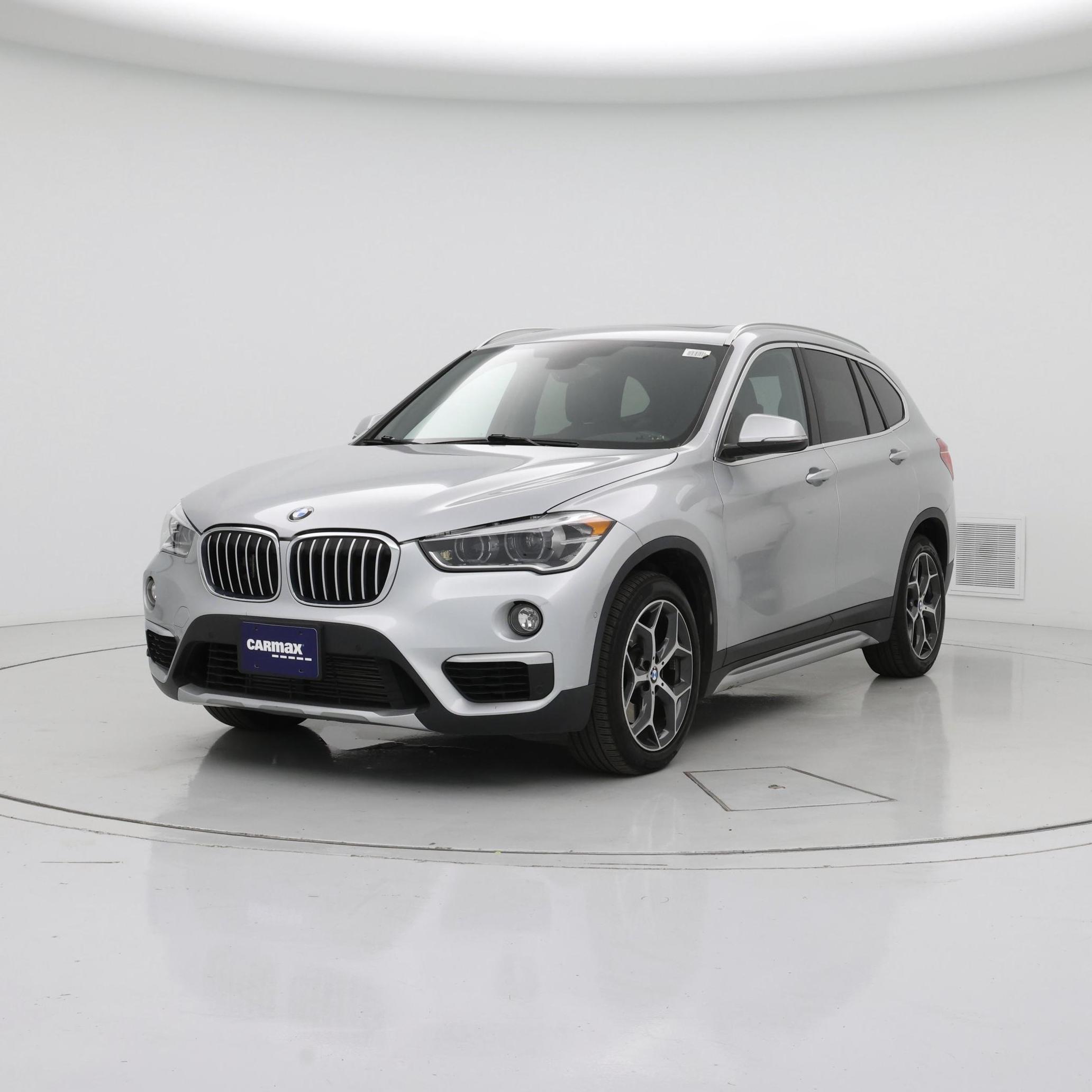 Thumbnail: 2017 BMW X1 - 4