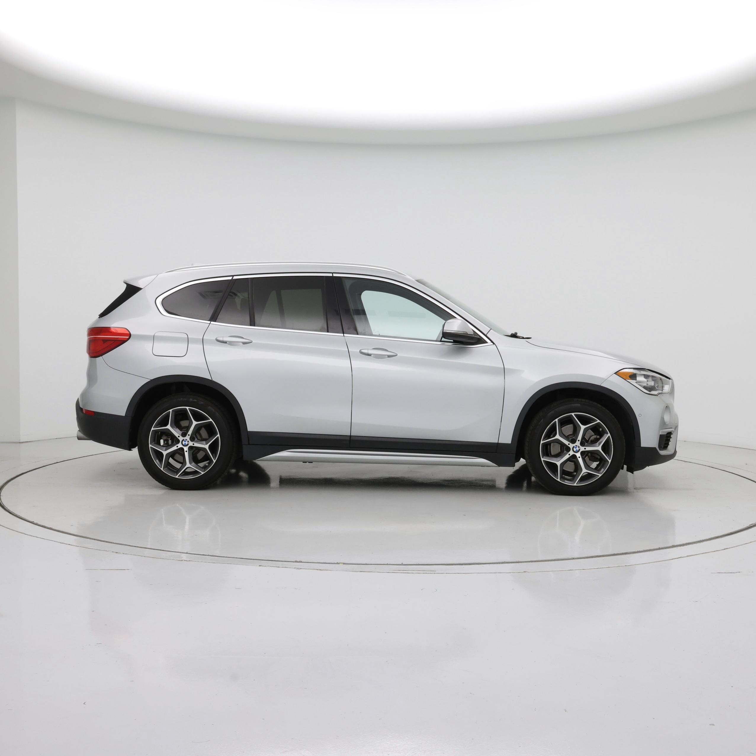 Thumbnail: 2017 BMW X1 - 7