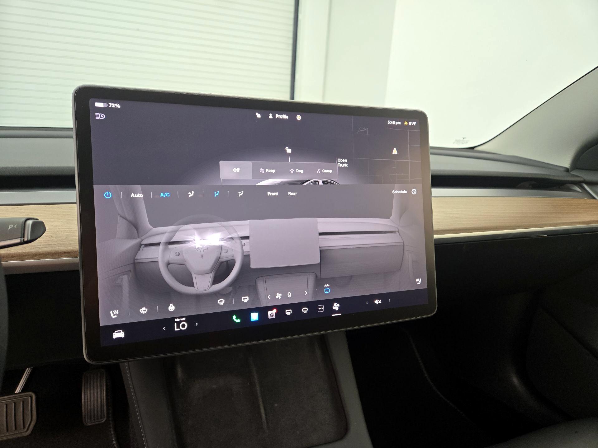 Thumbnail: 2022 Tesla Model 3 - 16