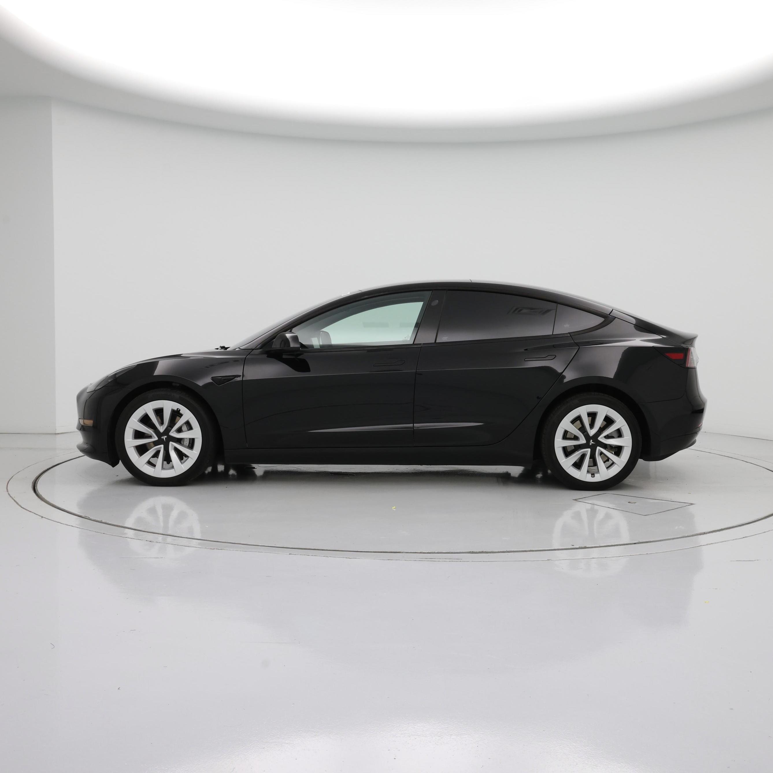 Thumbnail: 2022 Tesla Model 3 - 3