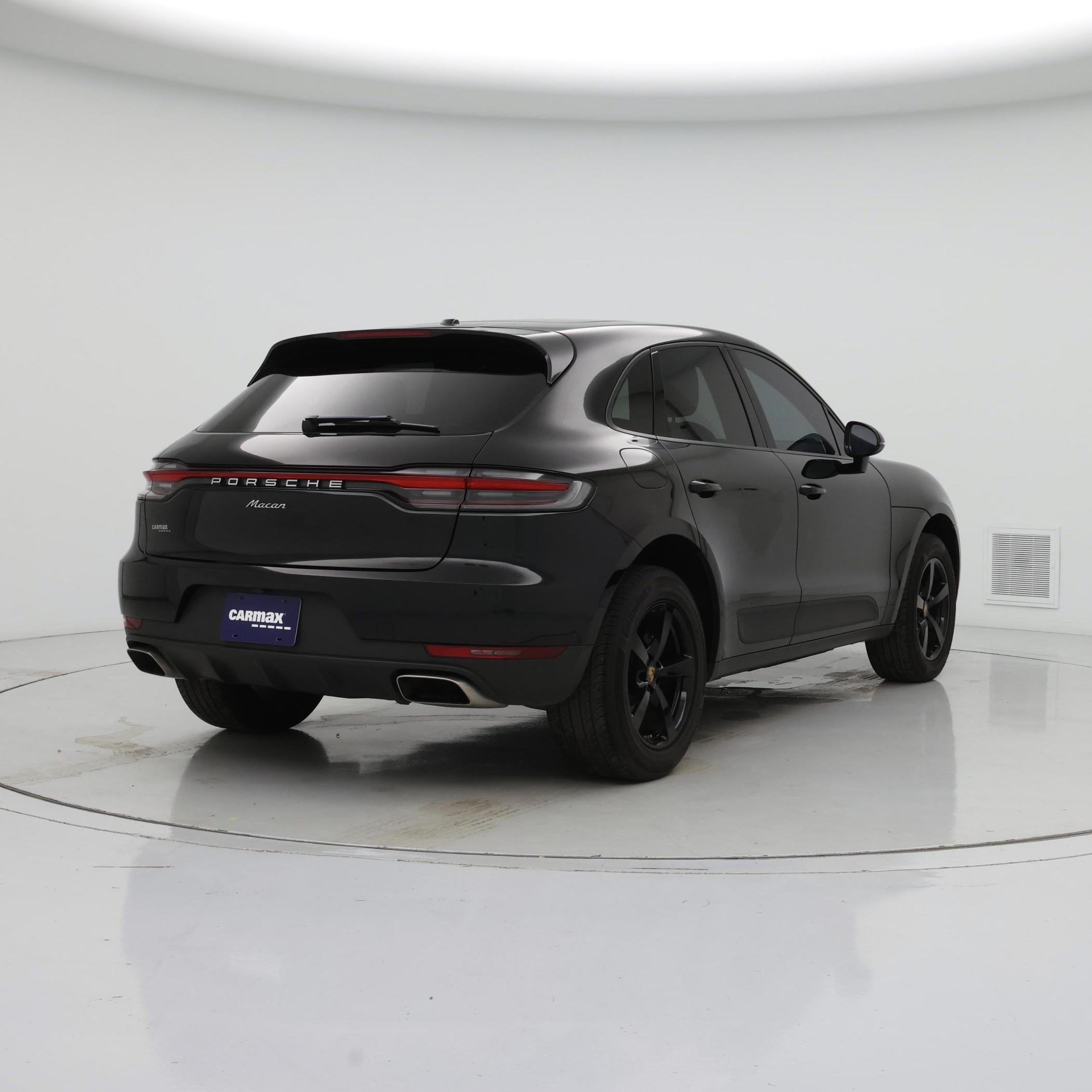 Thumbnail: 2021 Porsche Macan - 8