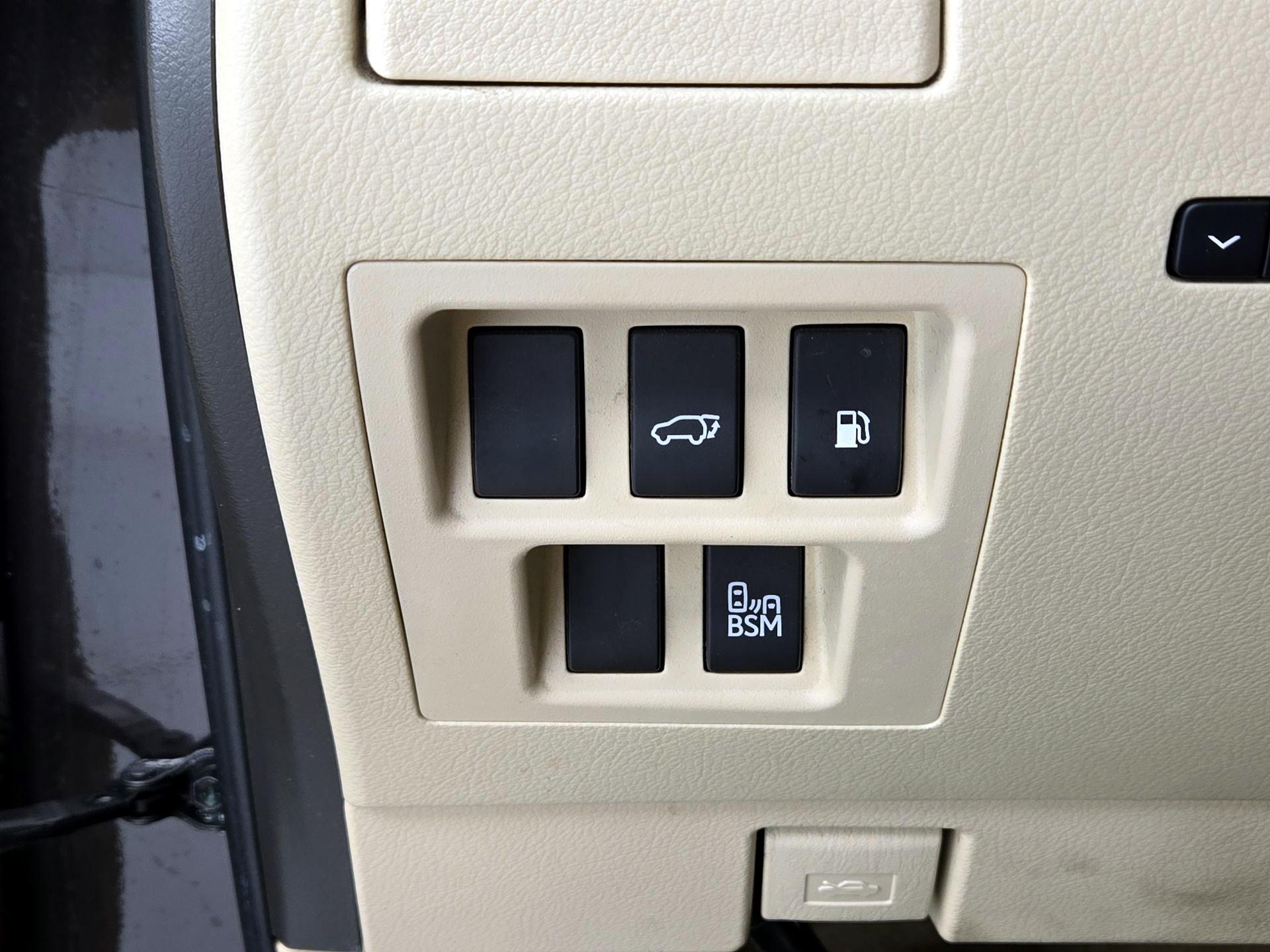 Thumbnail: 2015 Lexus RX - 13