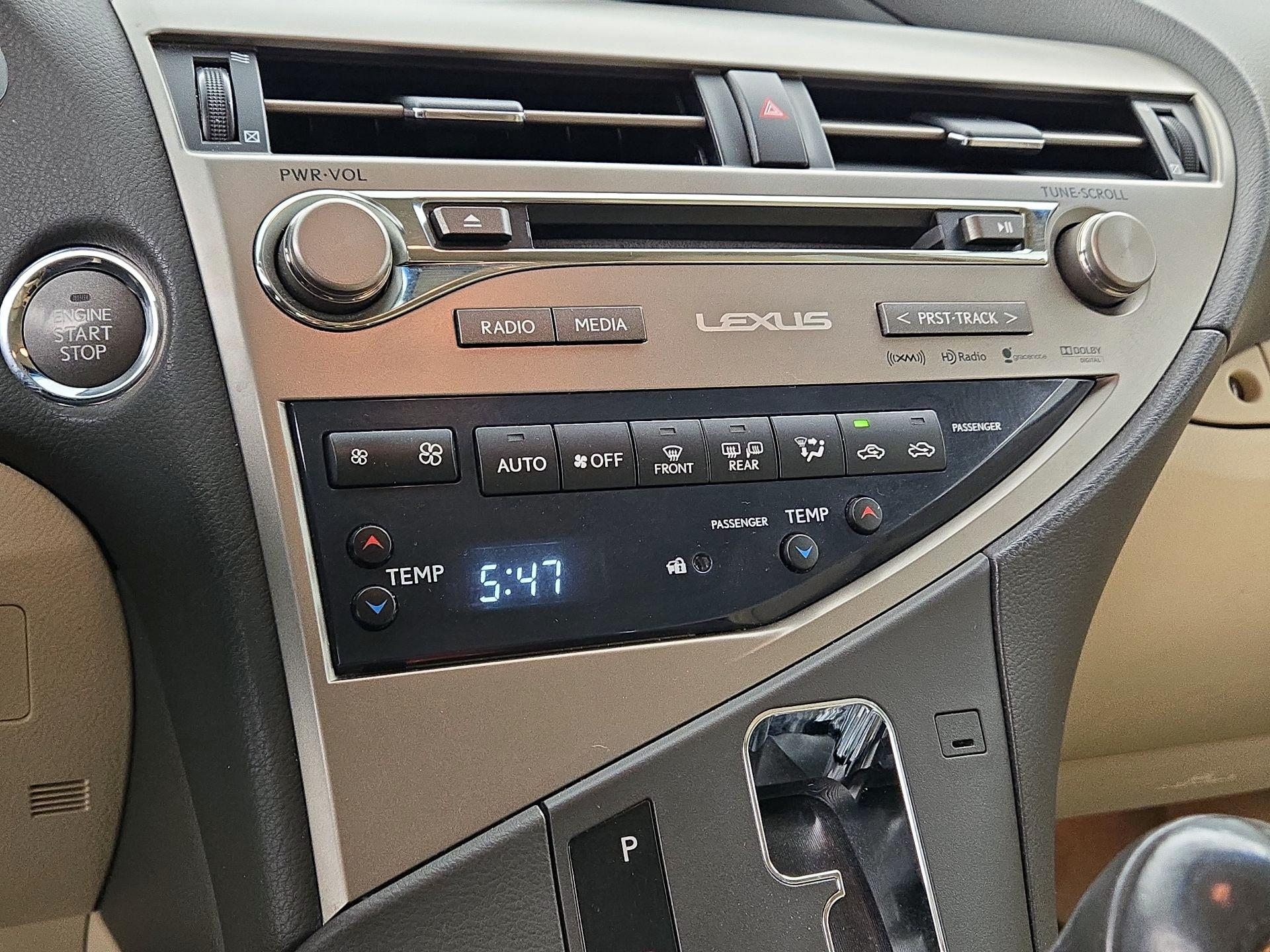 Thumbnail: 2015 Lexus RX - 17