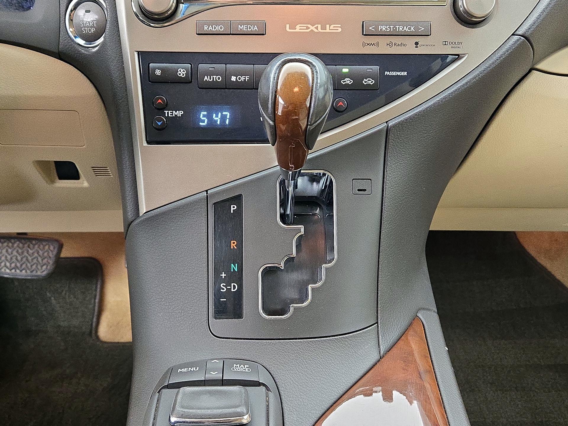 Thumbnail: 2015 Lexus RX - 18