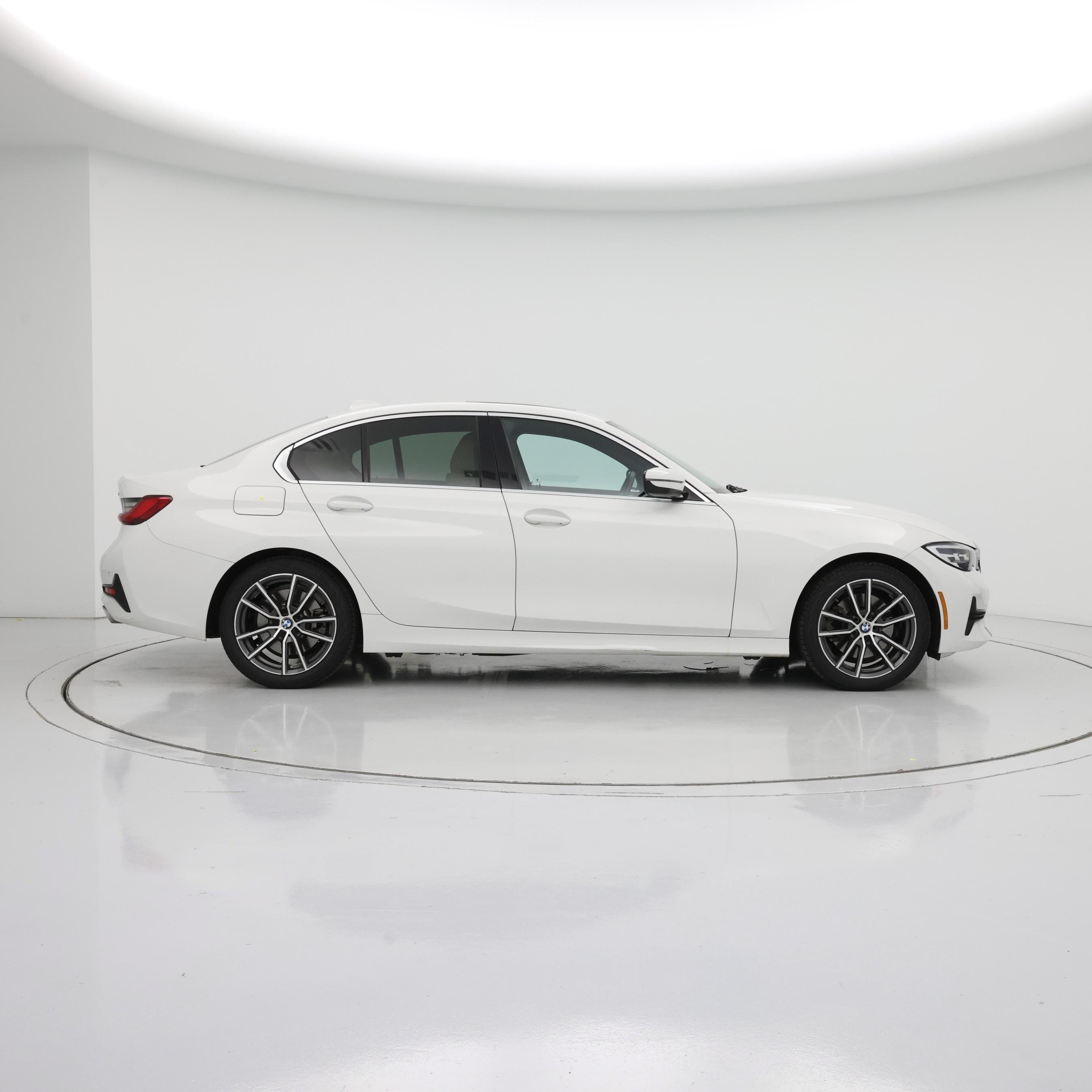Thumbnail: 2021 BMW 3 Series - 7