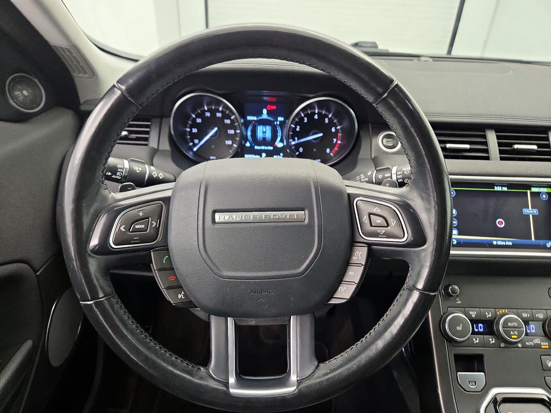 Thumbnail: 2019 Land Rover Range Rover Evoque - 10