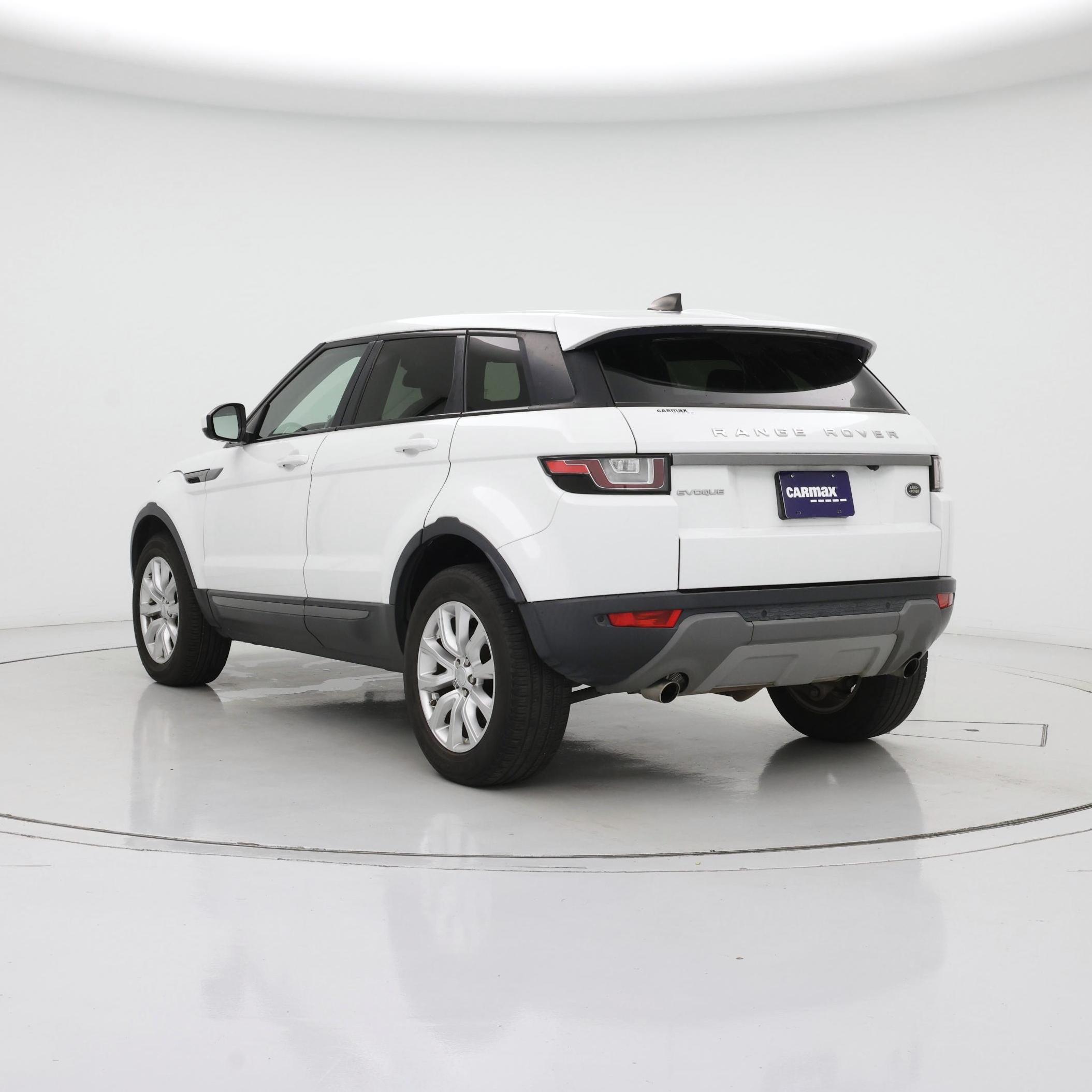 Thumbnail: 2019 Land Rover Range Rover Evoque - 2