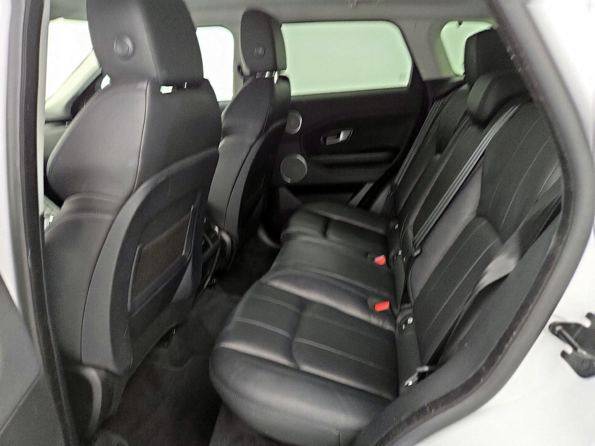 Thumbnail: 2019 Land Rover Range Rover Evoque - 20