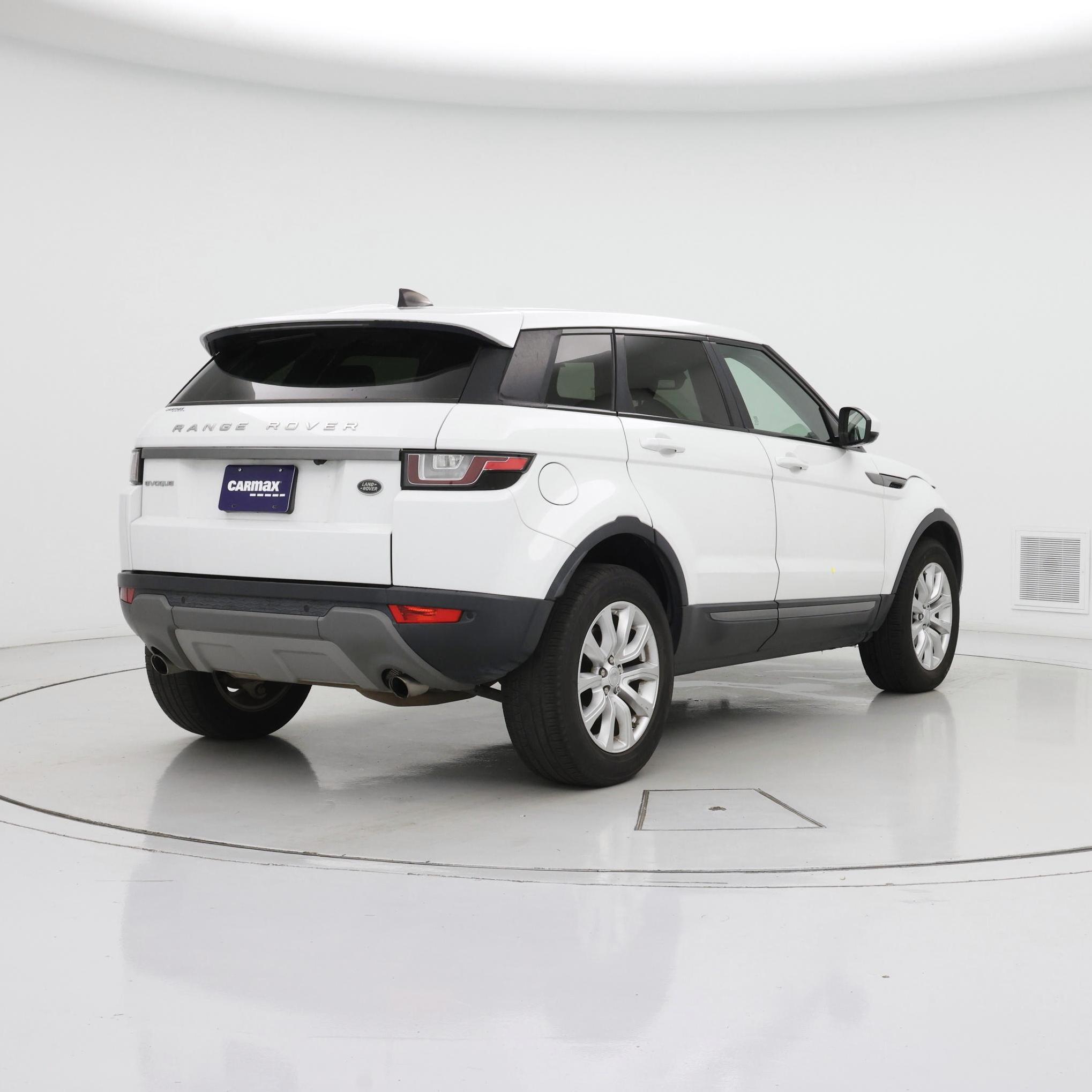 Thumbnail: 2019 Land Rover Range Rover Evoque - 8