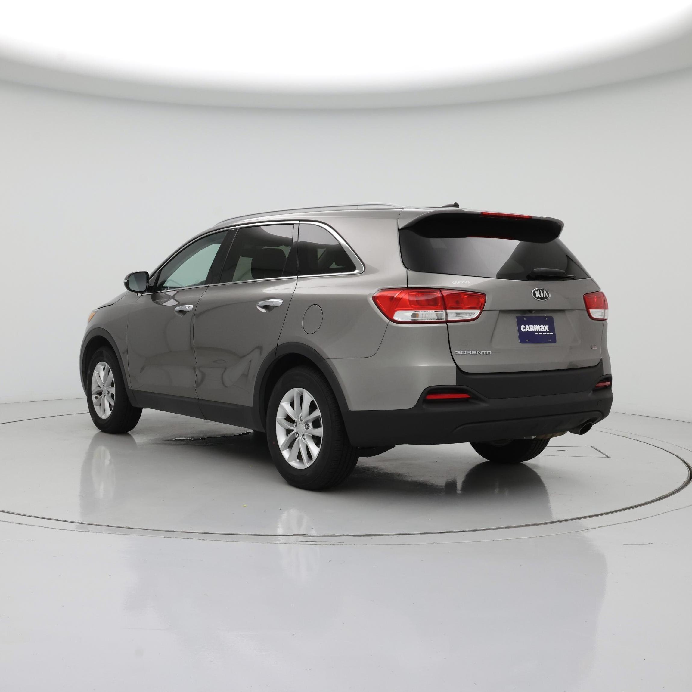 Thumbnail: 2017 Kia Sorento - 2