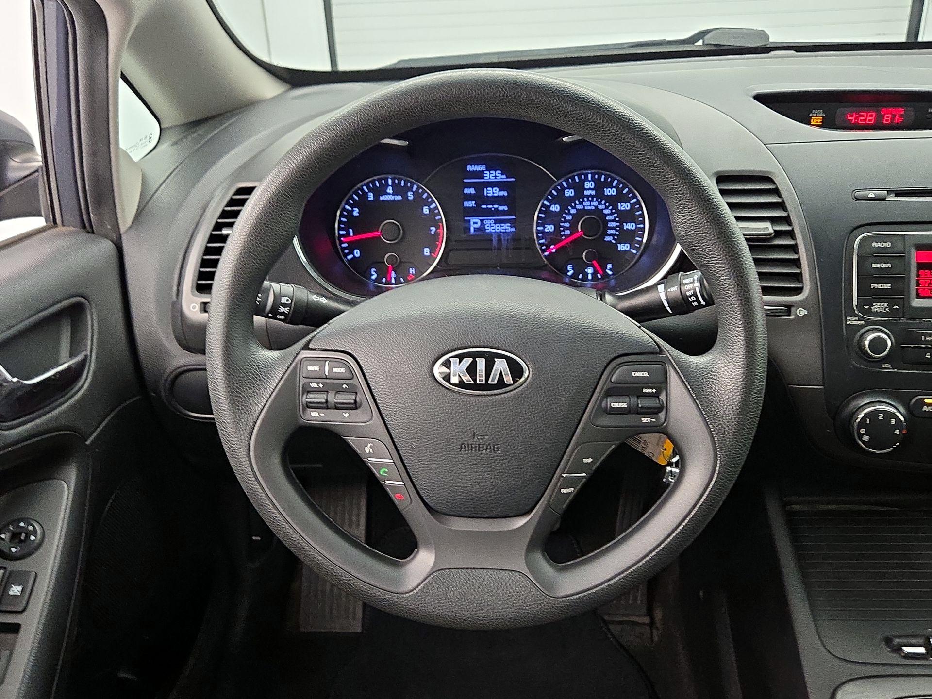 Thumbnail: 2014 Kia Forte - 10