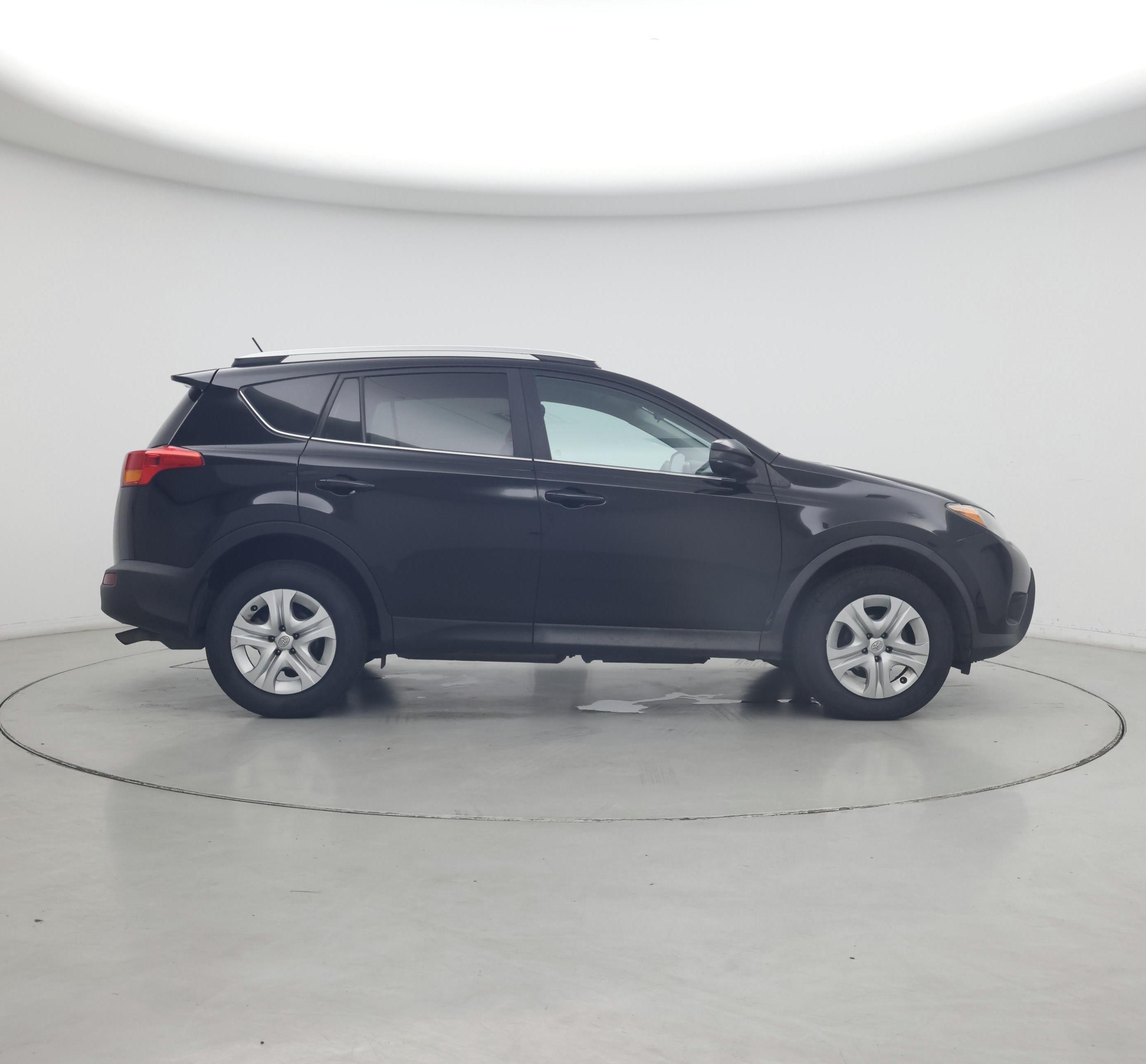 Thumbnail: 2015 Toyota RAV4 - 7