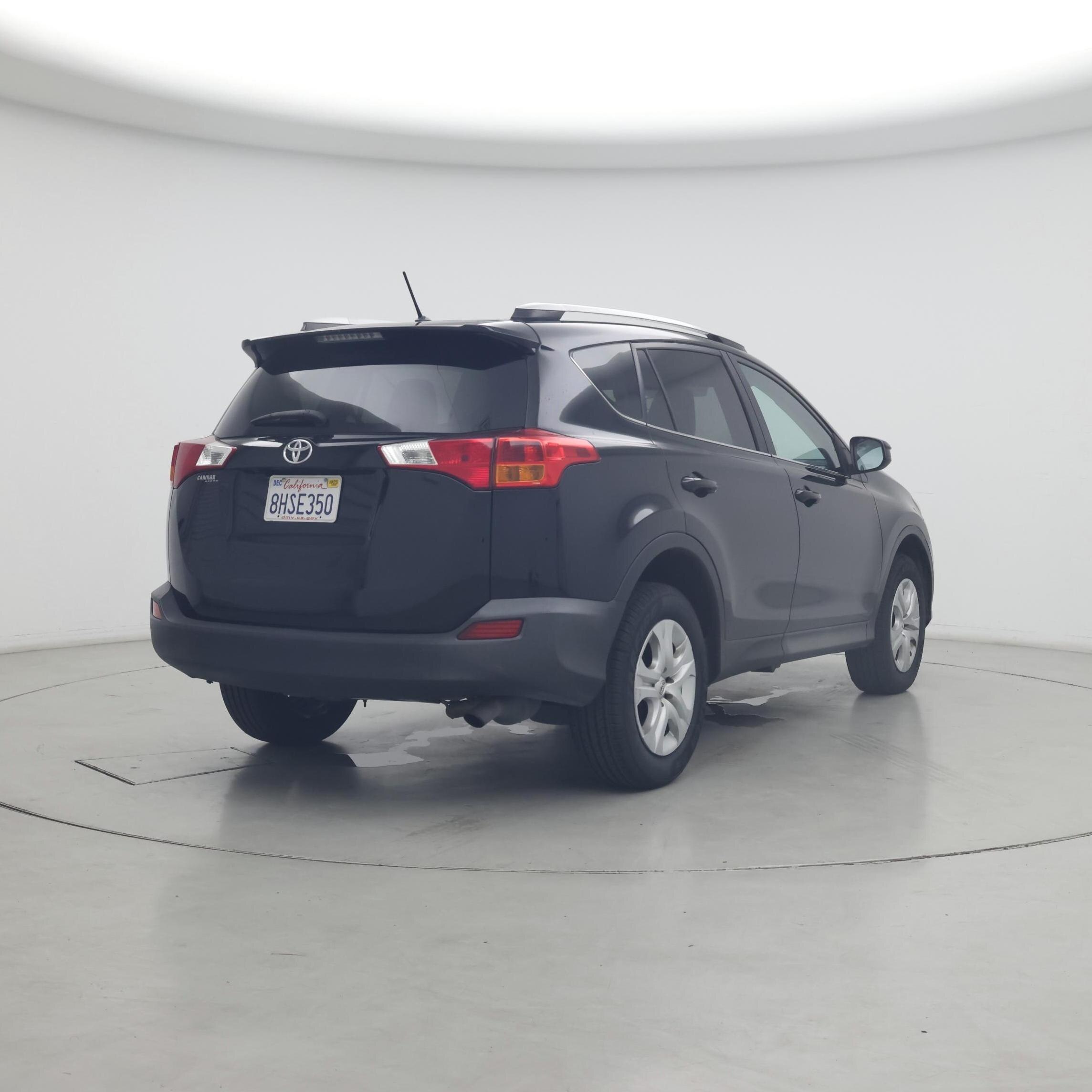 Thumbnail: 2015 Toyota RAV4 - 8