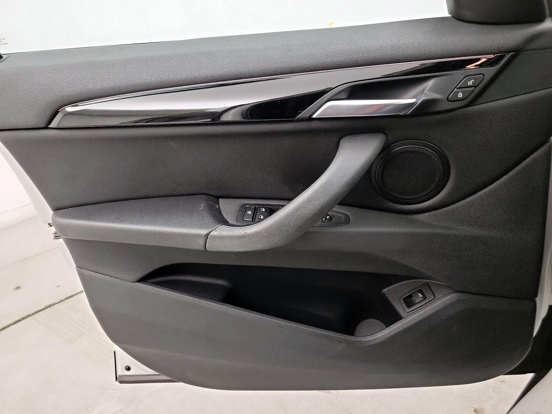 Thumbnail: 2019 BMW X1 - 12