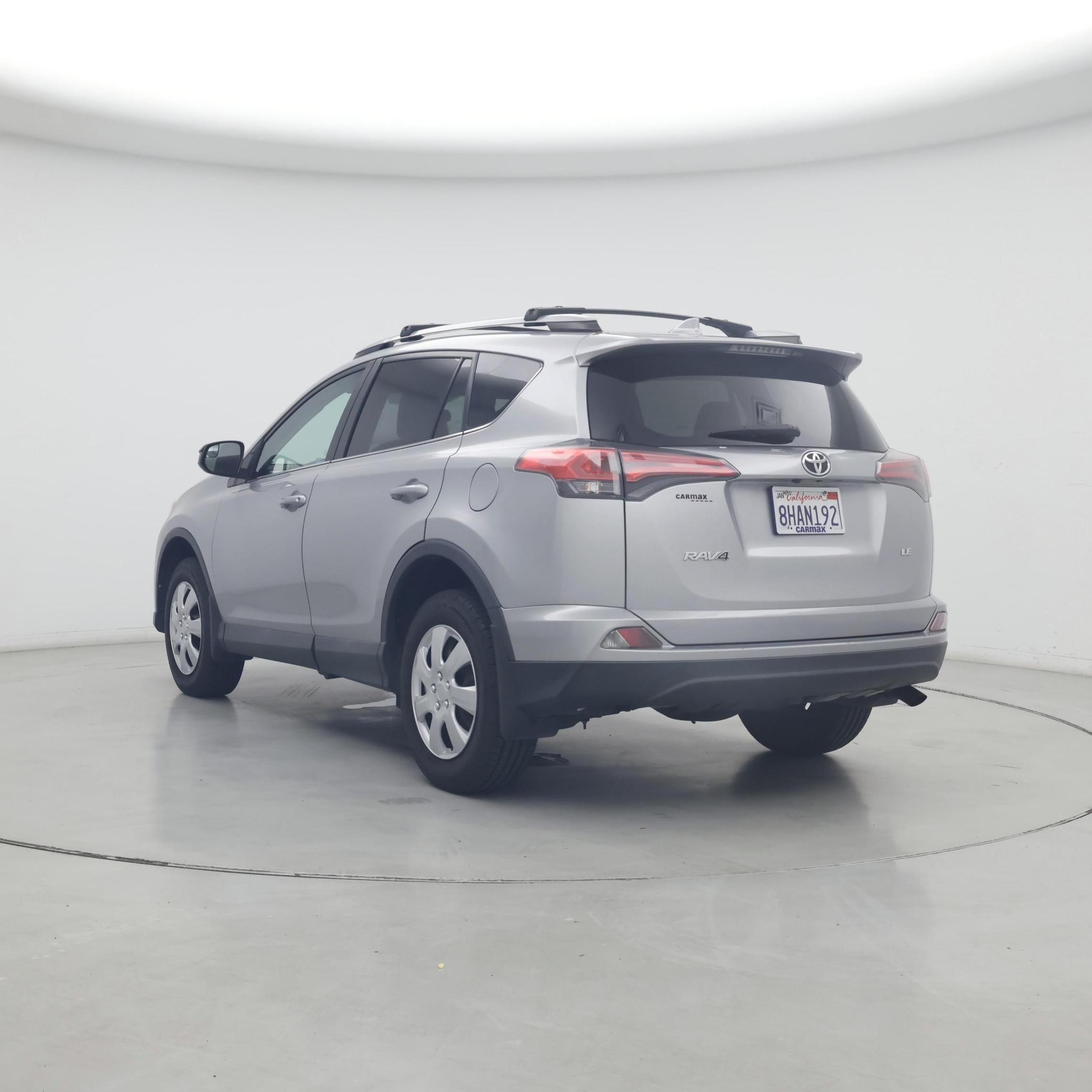 Thumbnail: 2018 Toyota RAV4 - 2