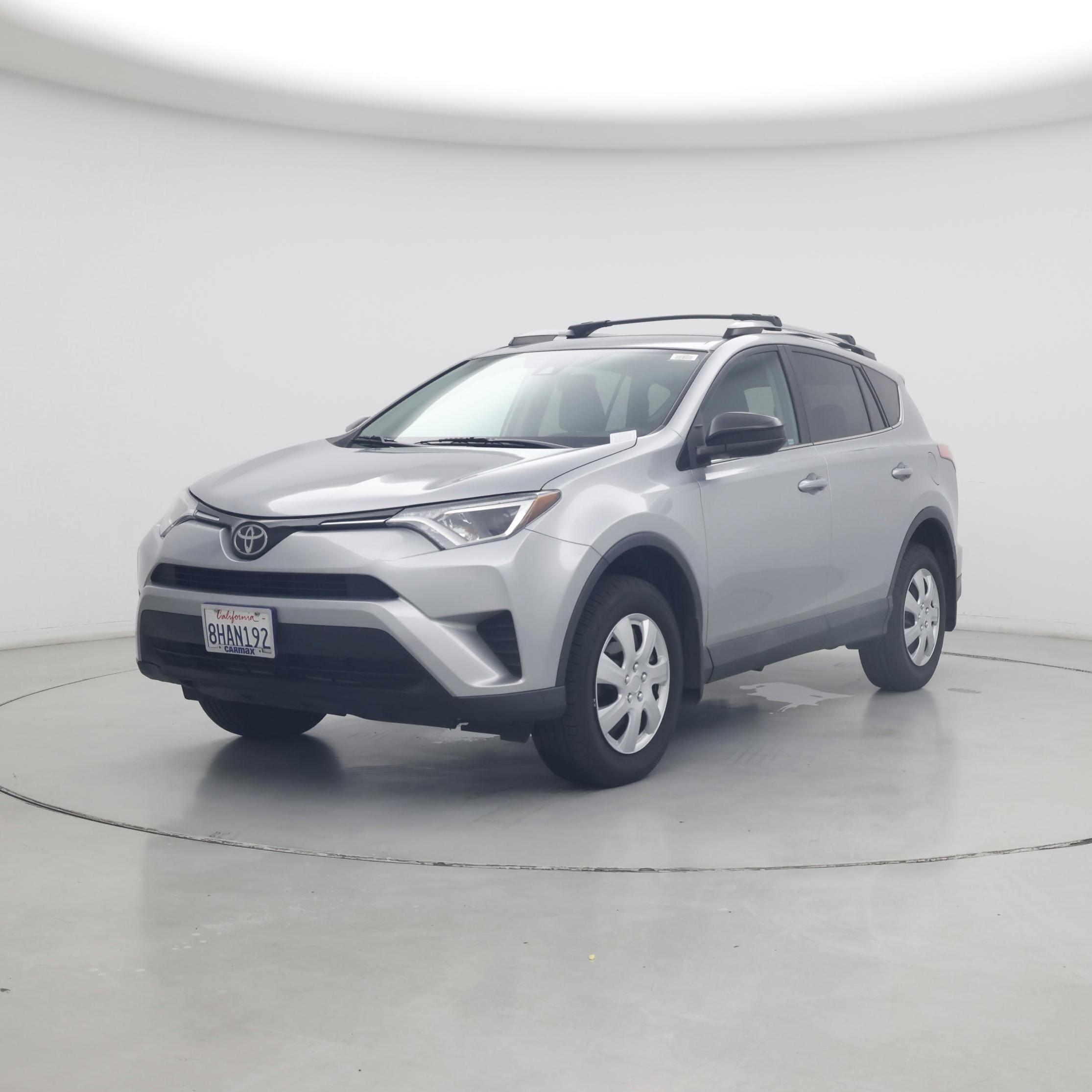 Thumbnail: 2018 Toyota RAV4 - 4