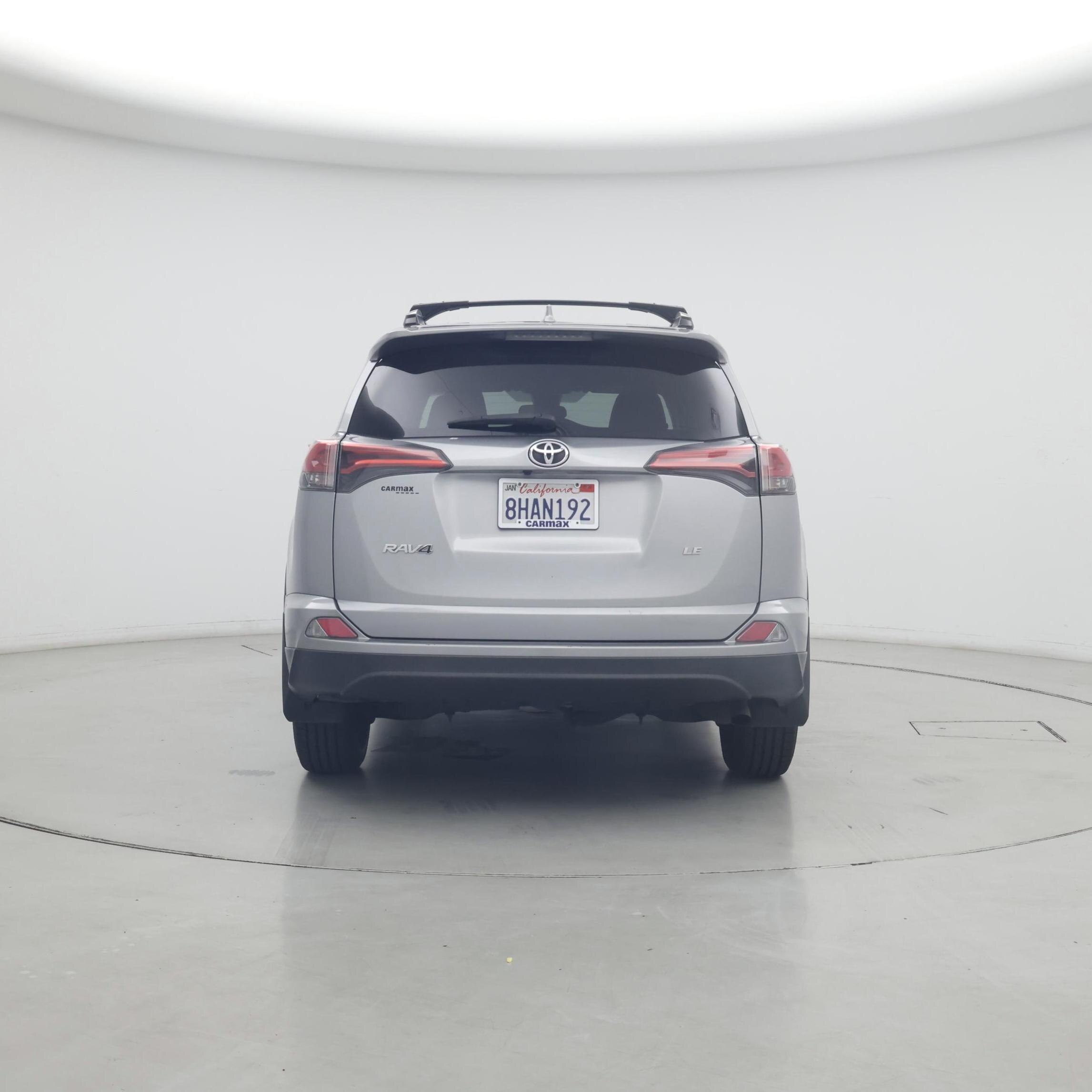 Thumbnail: 2018 Toyota RAV4 - 6