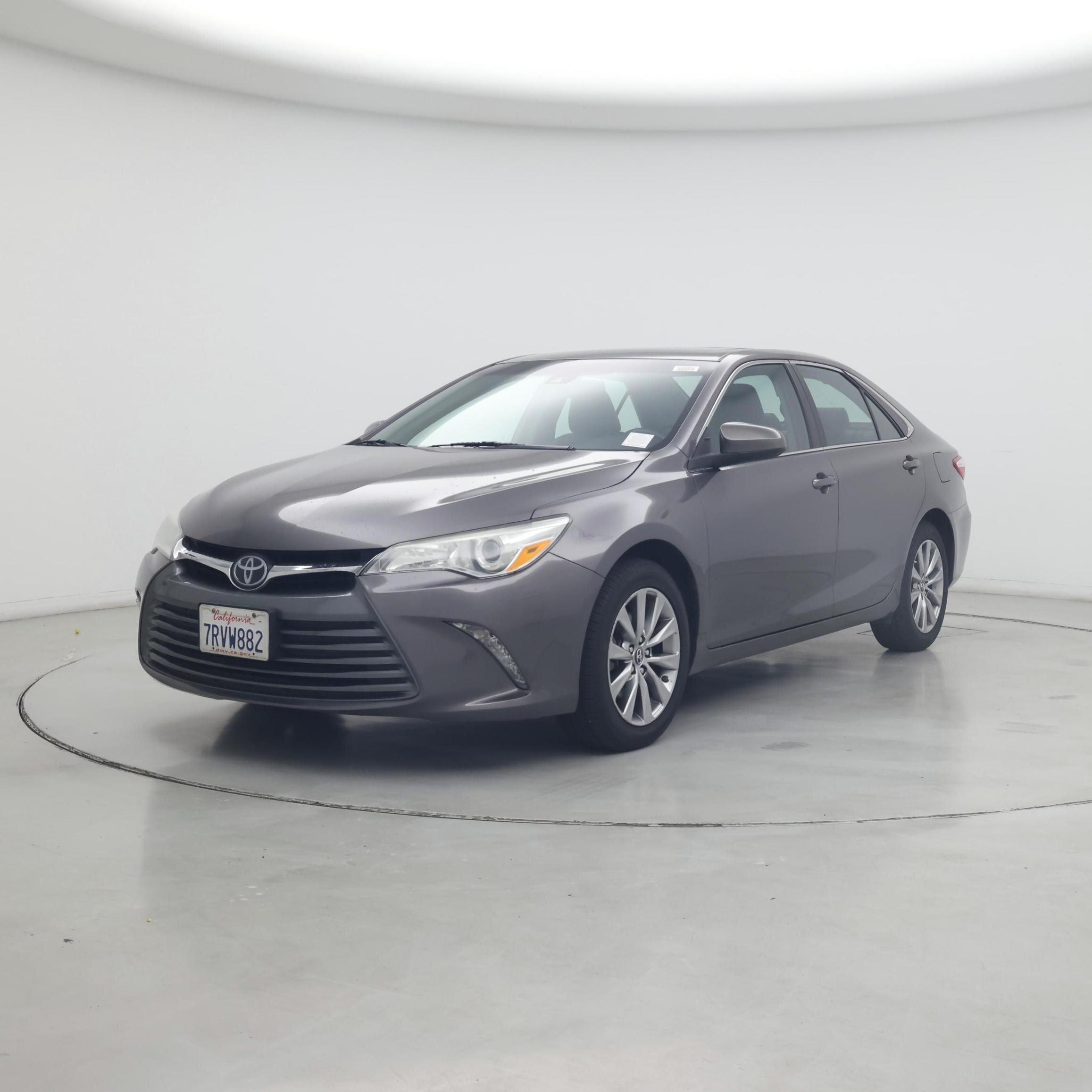 Thumbnail: 2016 Toyota Camry - 4